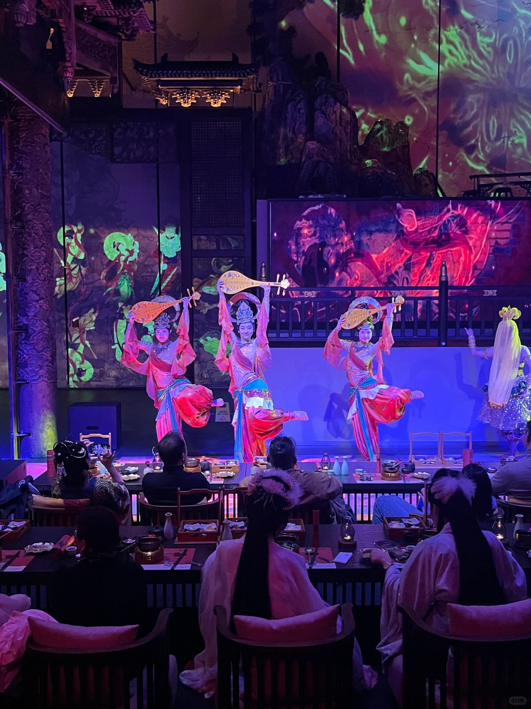 Chengdu/Chongqing-The popular Chengdu Shu banquet restaurant recently is full of ancient feelings!