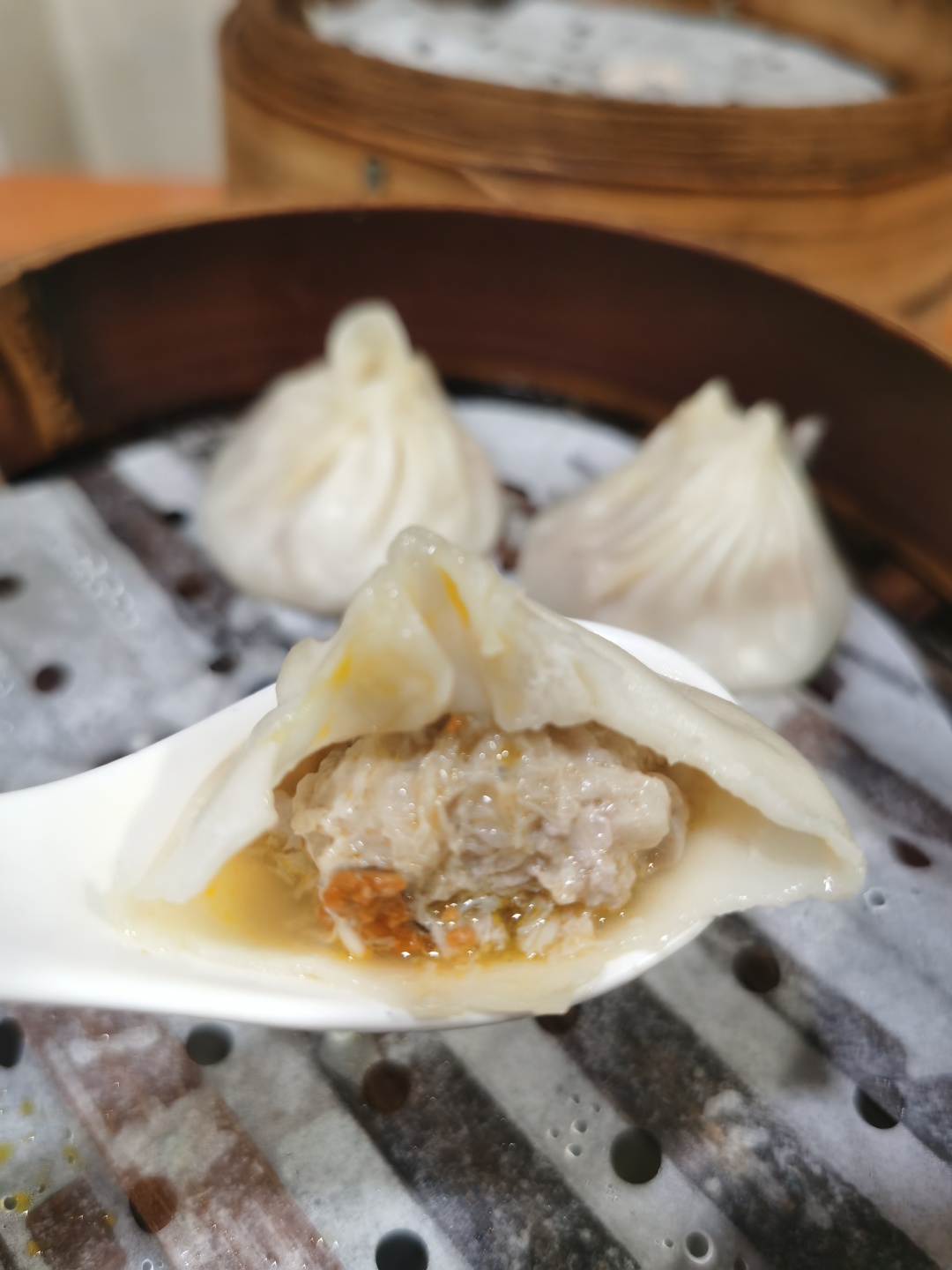 Shanghai/Hangzhou-Michelin-starred Lailai Xiao Long Bao in Shanghai! ! !