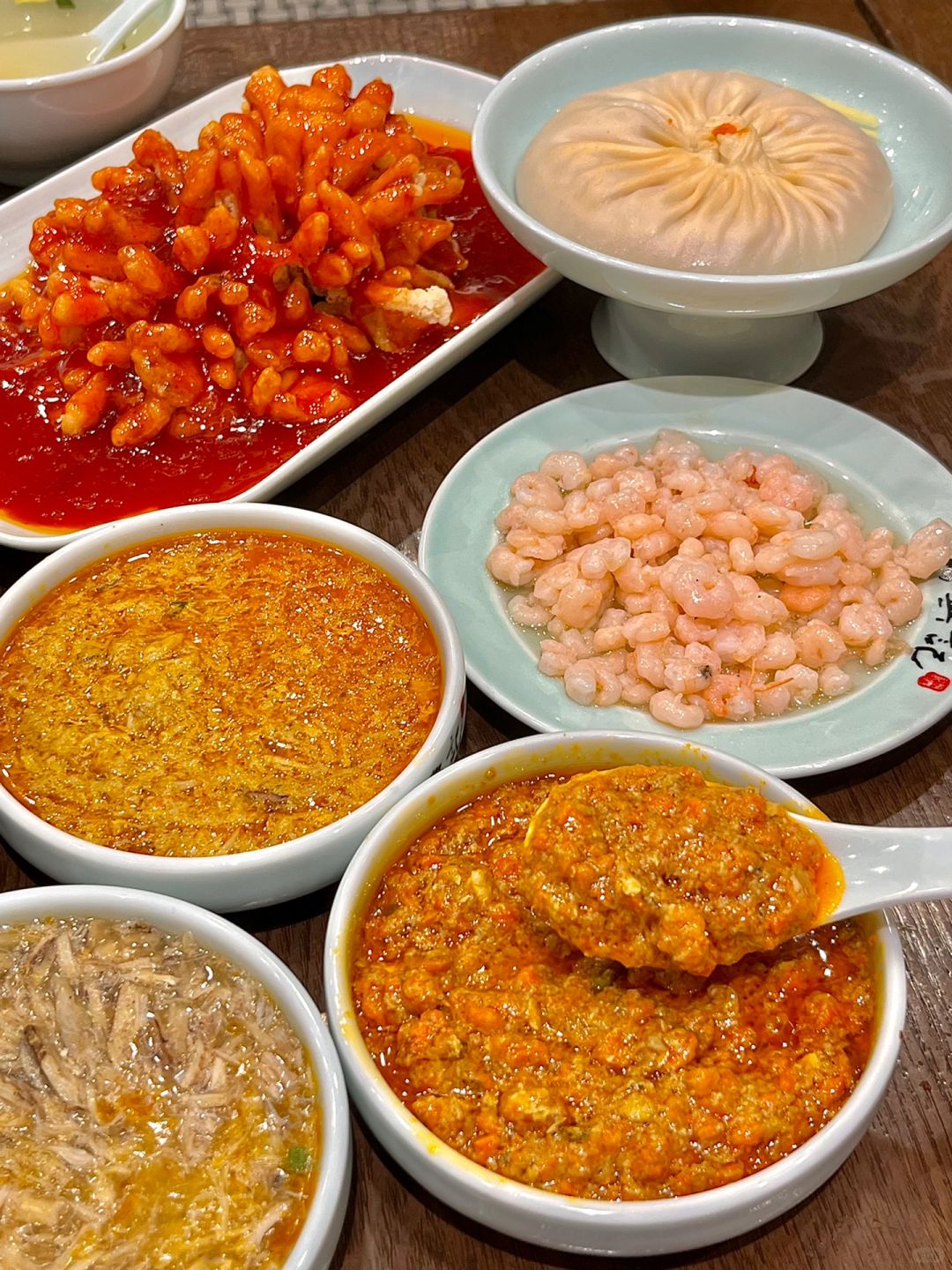 Shanghai/Hangzhou-Shanghai Yuxingji Bund Branch restaurant! Don’t miss its crab roe noodles and crab noodle soup！