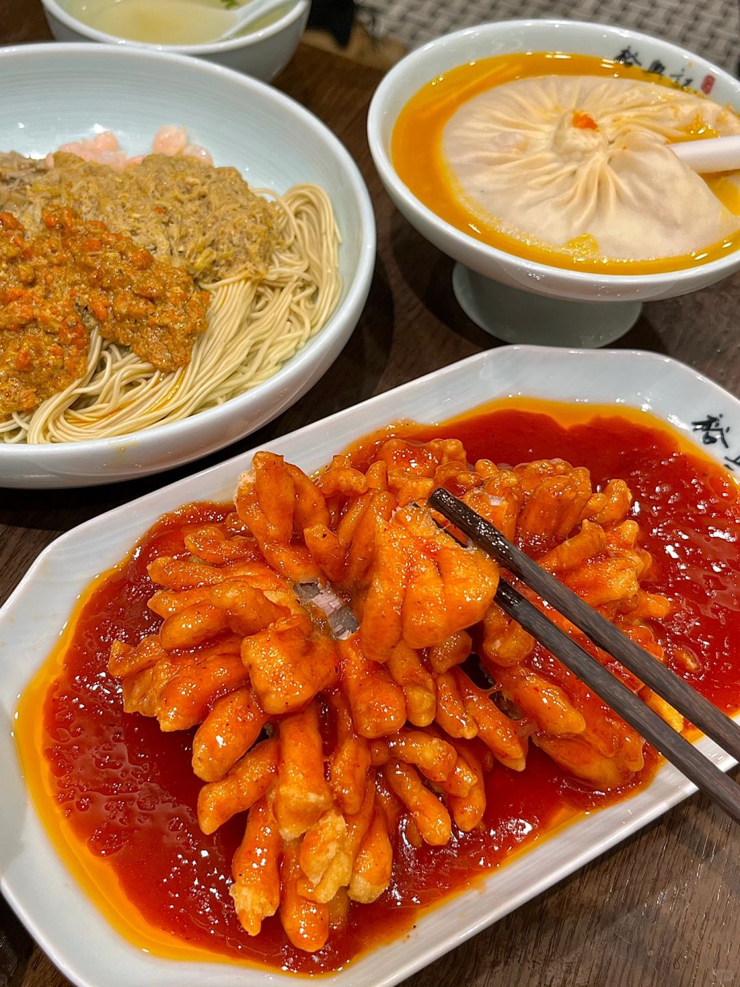 Shanghai/Hangzhou-Shanghai Yuxingji Bund Branch restaurant! Don’t miss its crab roe noodles and crab noodle soup！