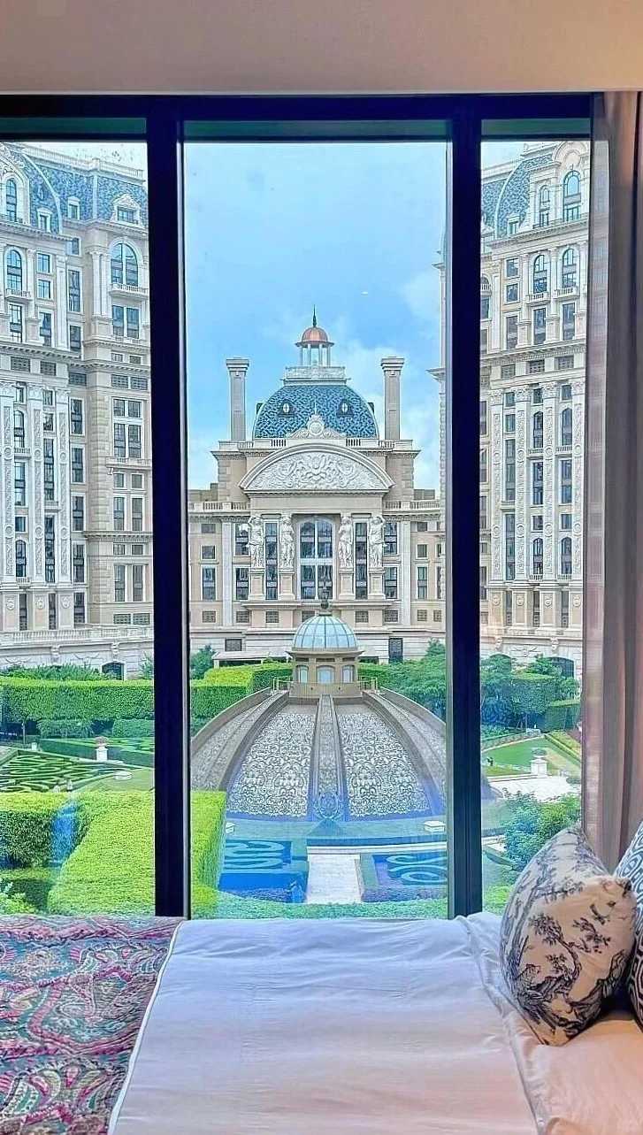 Macao-Garden view room at Grand Lisboa Hotel in Macau, a castle hidden in the garden