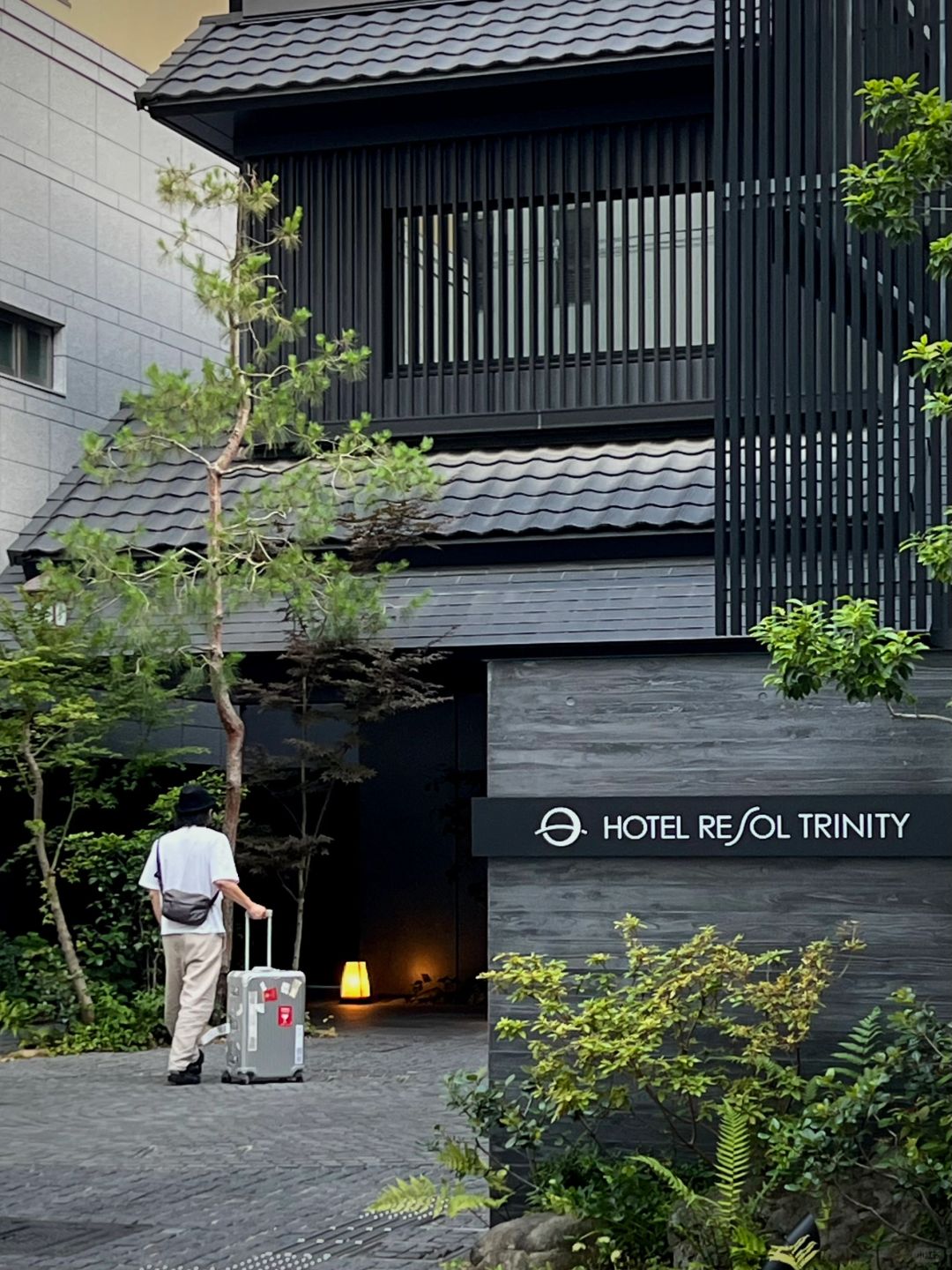 Osaka-Affordable Osaka Oasis:A Convenient & Comfy Stay at hotel Resol trinty