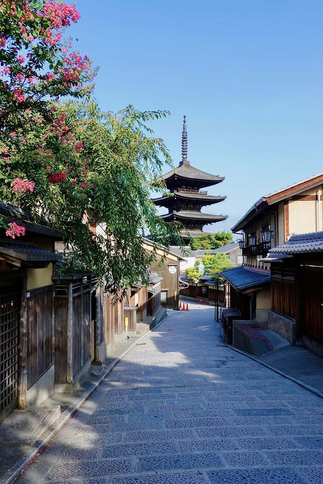 Tokyo-11 Days ofTravel itinerary reference:Tokyo Tower,Sensoji Temple,Kawaramachi,Arashiyama
