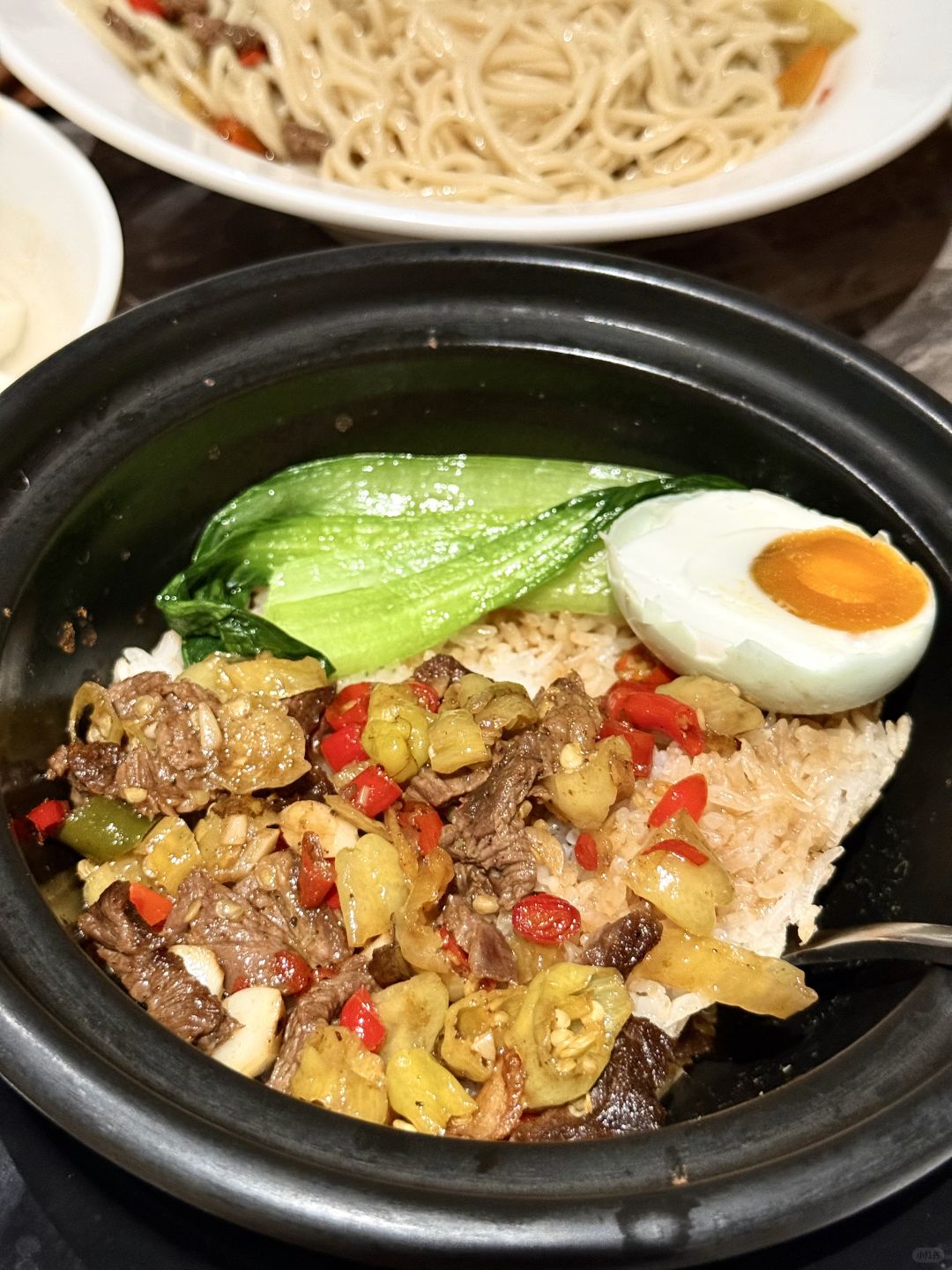 Changsha-Wuyi Zudao in Changsha combines foot baths with hotel style services, making it really suitable for lazy people!