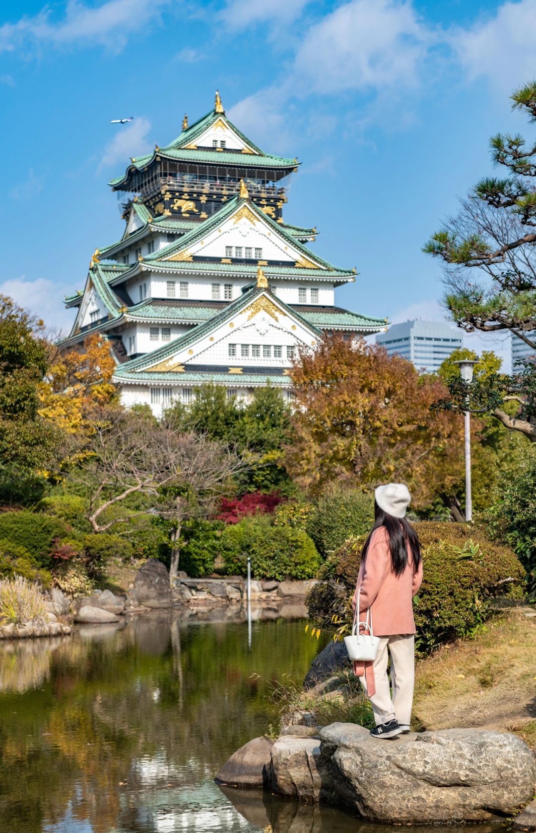 Osaka-Castle tower and the lake  are nice to take photos.Nishinomaru Garden go for shopping
