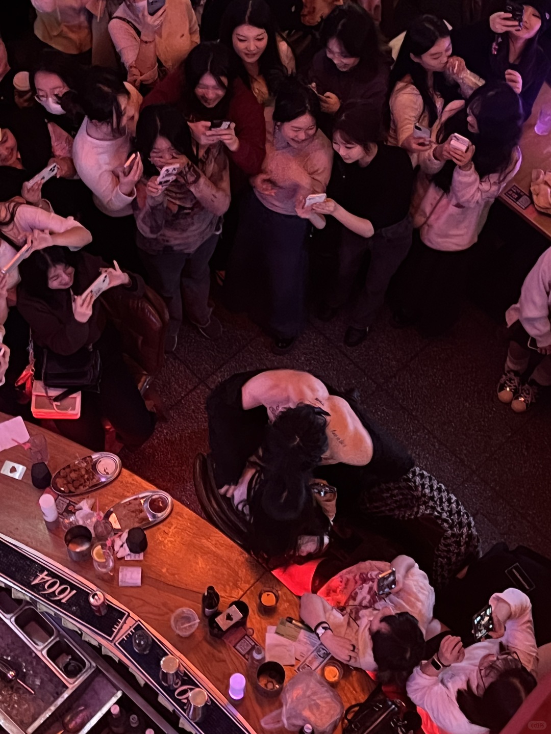 Changsha-Changsha Spring Bar, where you can watch handsome men dance and enjoy delicious snacks!