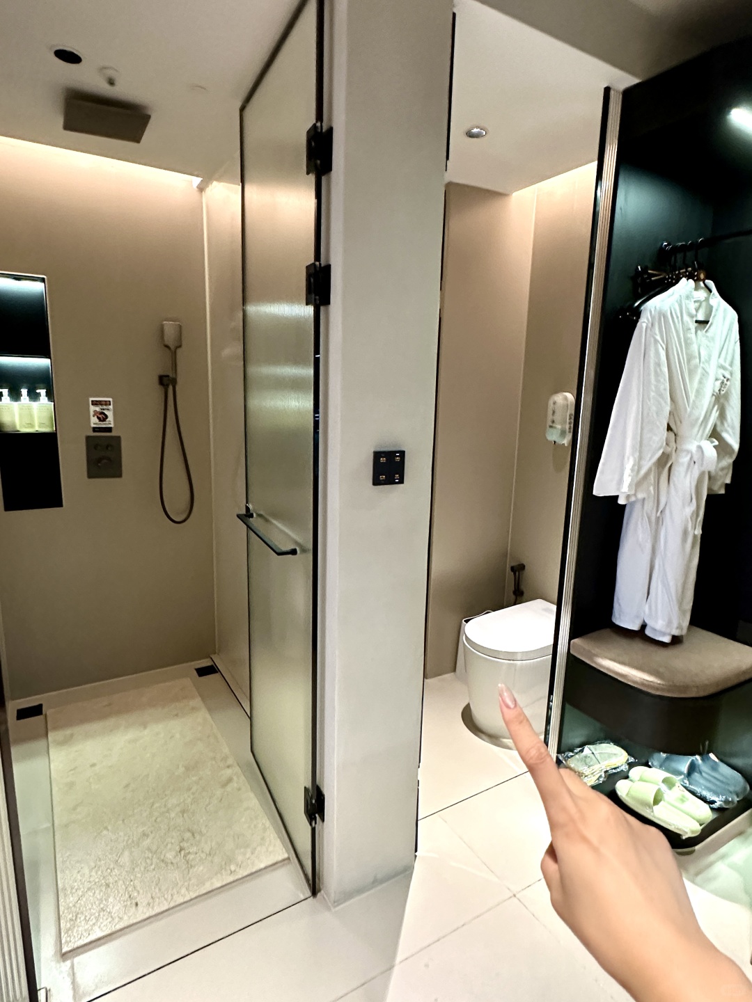 Changsha-Changsha Zhiji Hotel, the king size bed is too comfortable, very close to Wuyi Square and Orange Island!