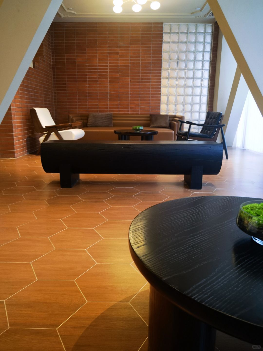 Shanghai/Hangzhou-The Atour Hotel in Beijing always keeps up with the latest decoration trends, giving people a high-end yet not abrupt feeling.