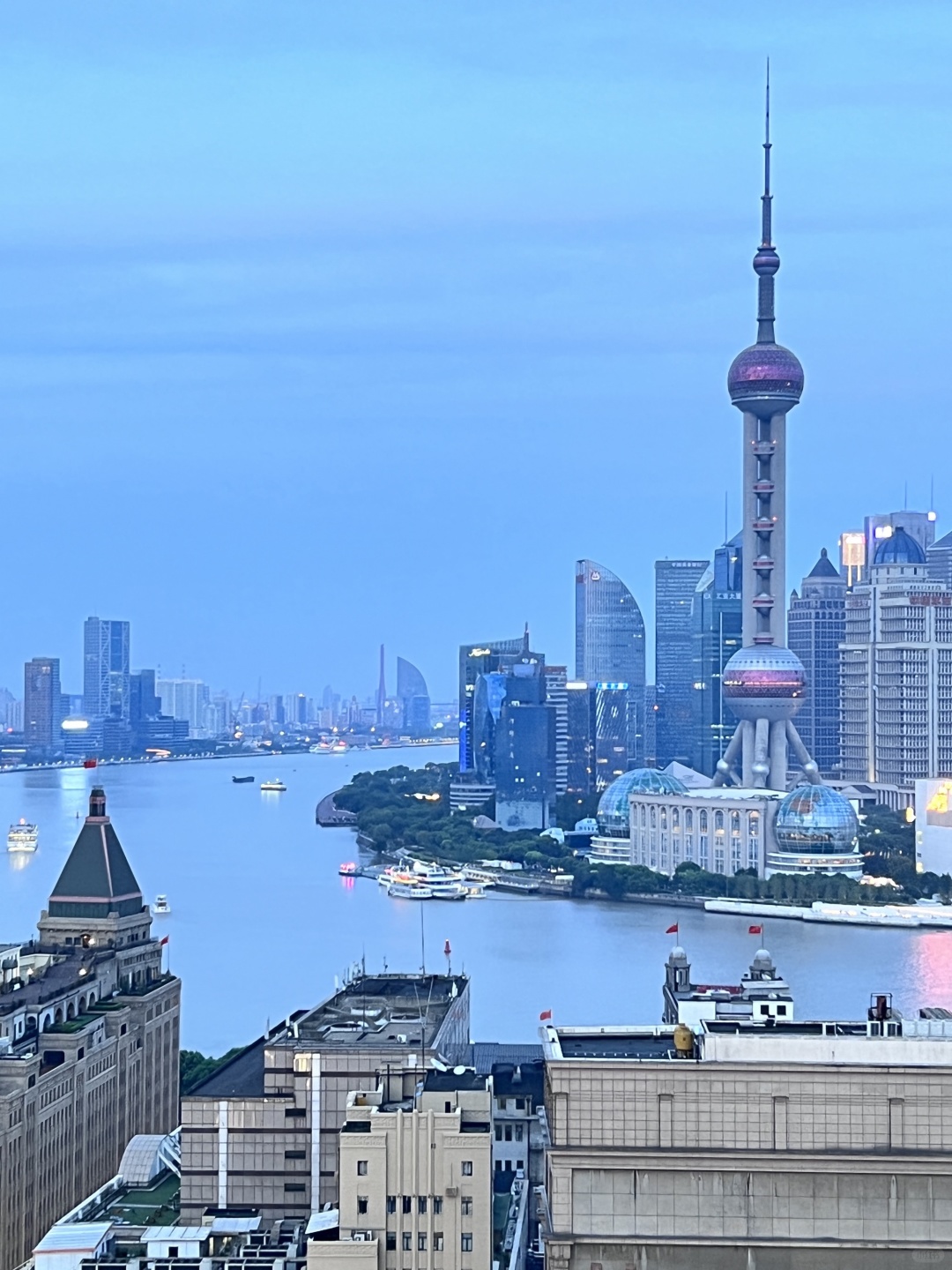 Shanghai/Hangzhou-Shanghai Addison Hotel boasts beautiful views outside the rooms and delicious and diverse meals!