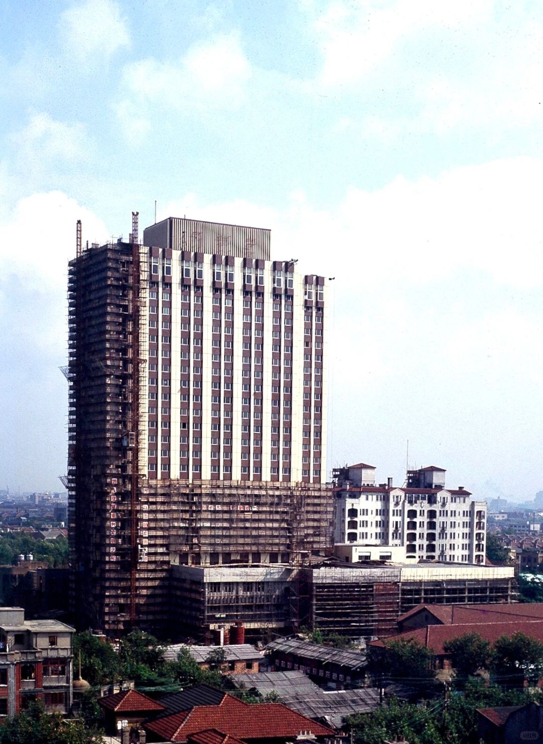 Shanghai/Hangzhou-Shanghai Grand Hotel is the first high-rise hotel to surpass international hotels after the founding of the People's Republic of China!