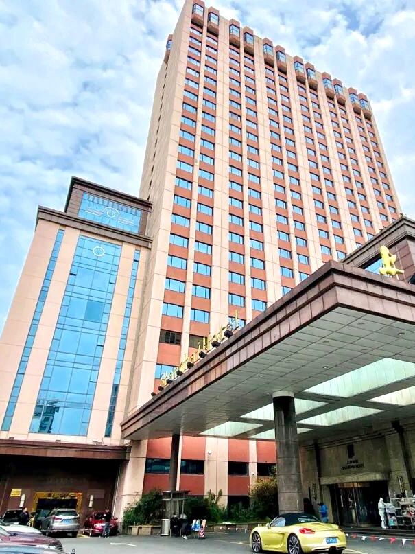 Shanghai/Hangzhou-Shanghai Grand Hotel is the first high-rise hotel to surpass international hotels after the founding of the People's Republic of China!
