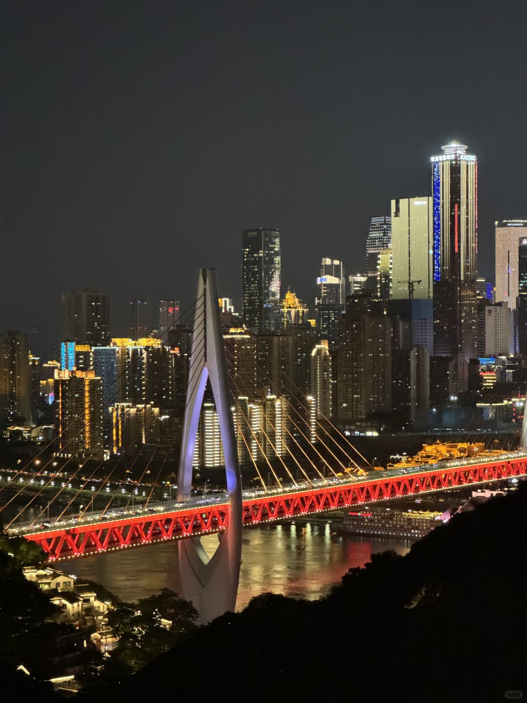 Chengdu/Chongqing-Chongqing really doesn't have a low season for tourism, but there are many scams here!