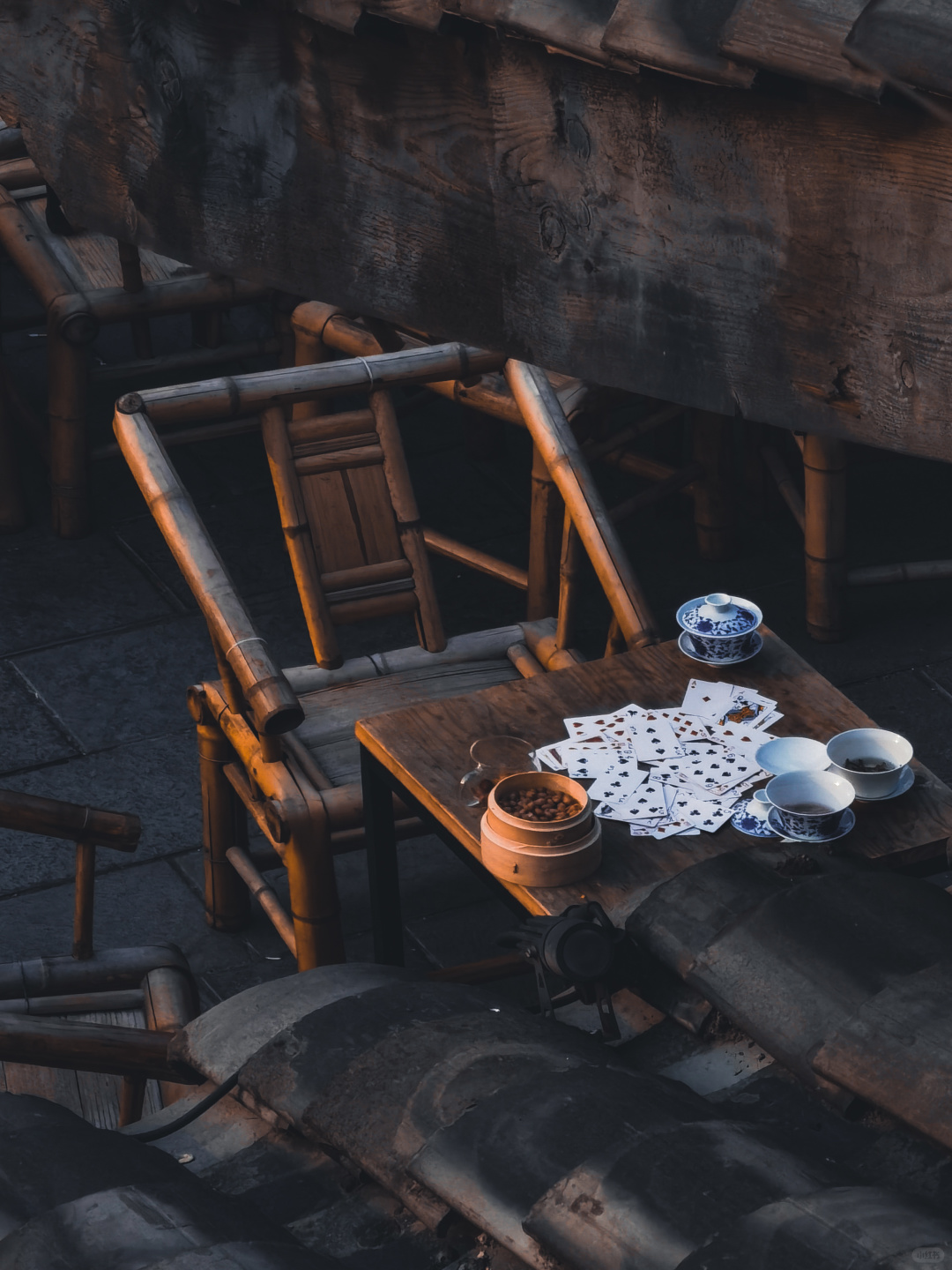 Chengdu/Chongqing-Chengdu Dongmen Shijing Teahouse, where locals drink tea, play cards, eat, and chat!