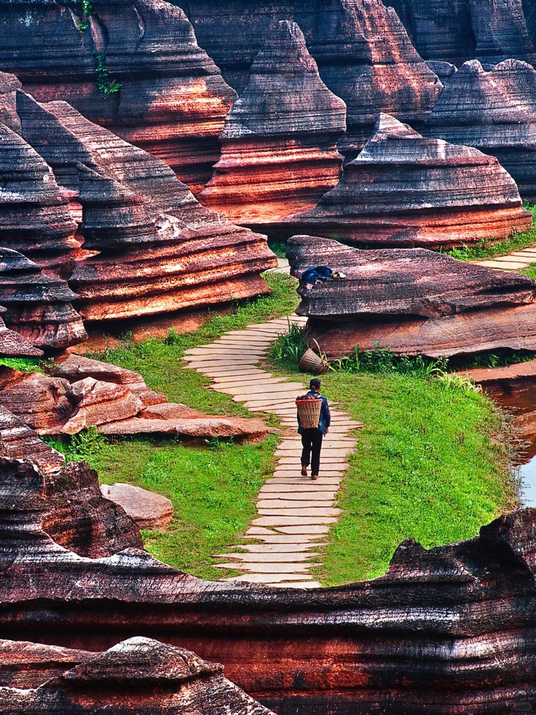 Changsha-You must go to Xiangxi! If you want to see the beautiful scenery of ancient buildings and appreciate the great mountains and rivers!