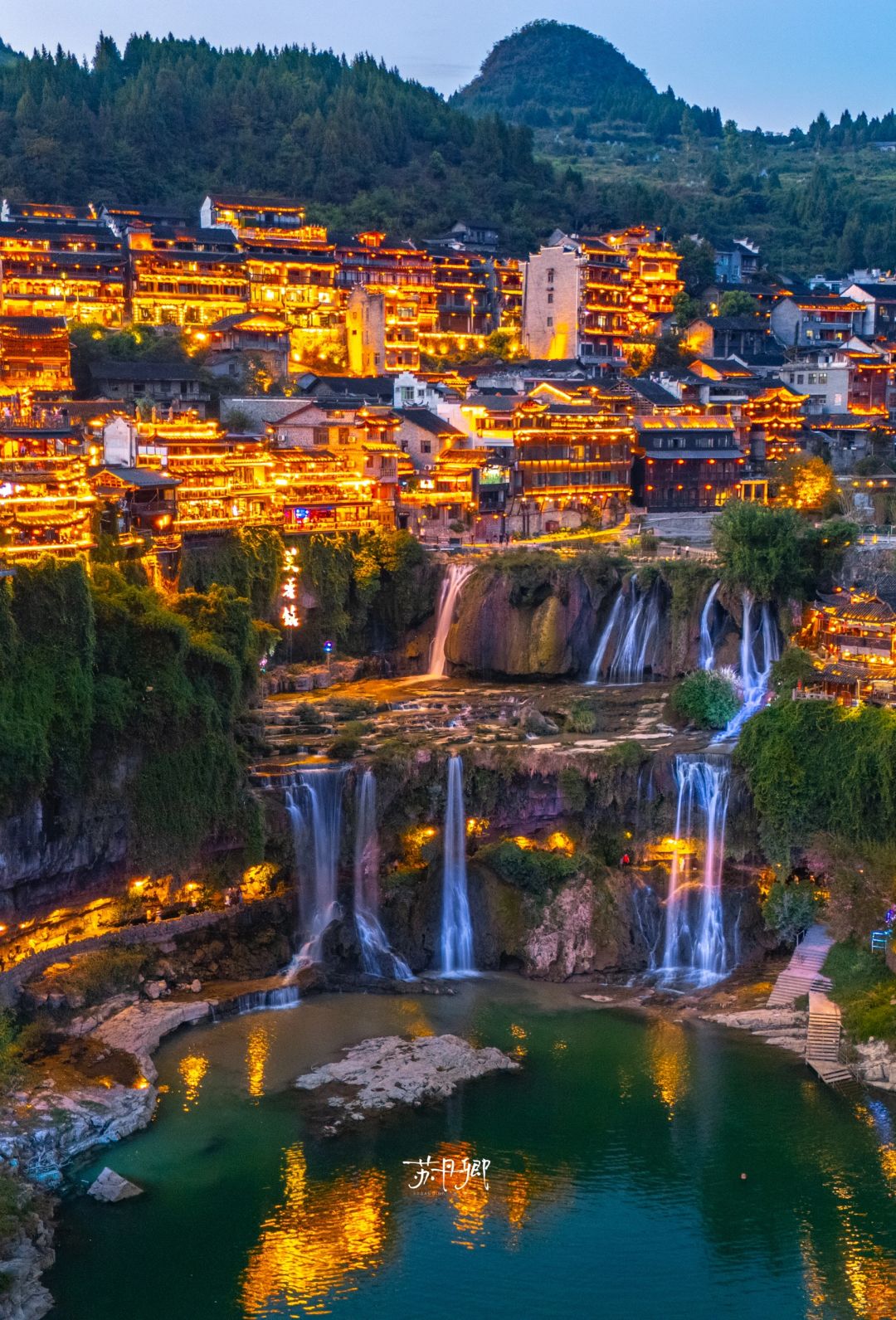 Changsha-Furong Town in Hunan Province is one of the four famous towns in western Hunan and one of the popular ancient towns in recent years.