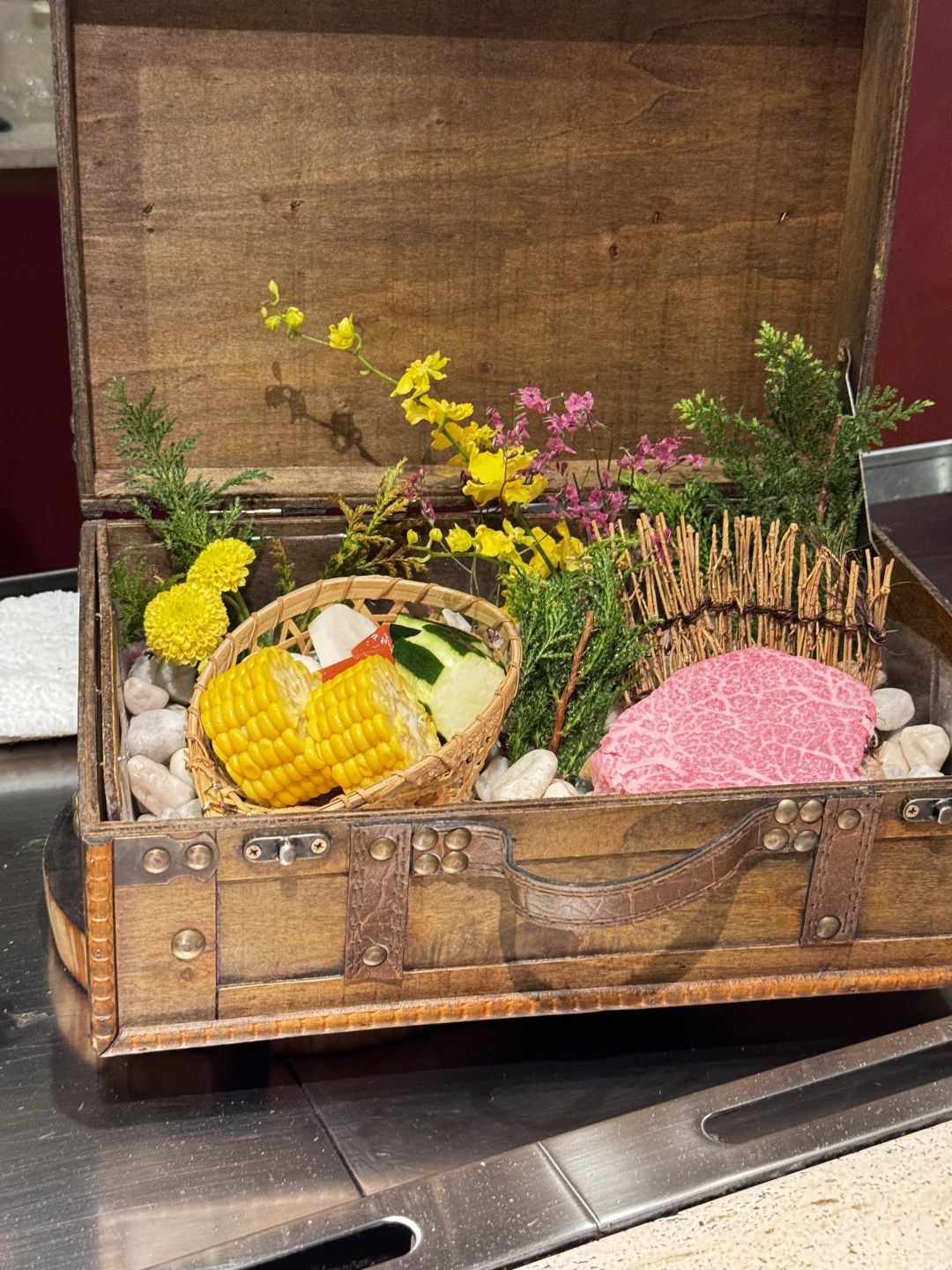 Osaka-Had a beautiful meal in Teppanyaki Omakase with a sense of ceremony