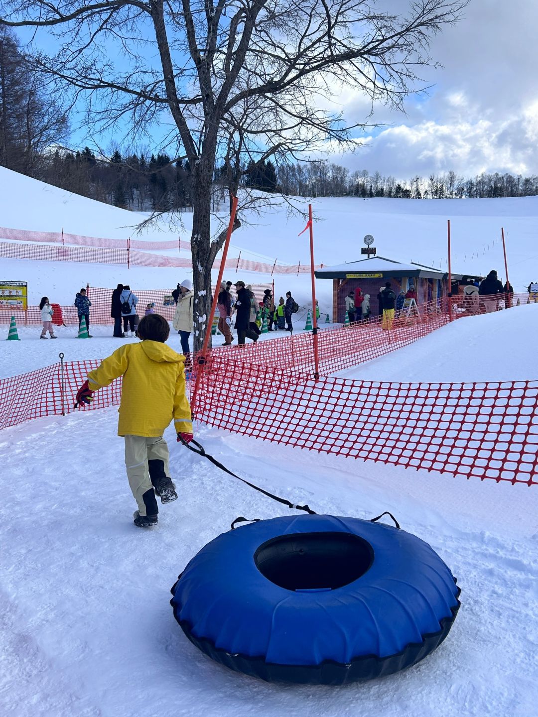 Sapporo/Hokkaido-Takino Suzuran Hillside Park:cost-effective to tire slide freely unlimitedly with great order