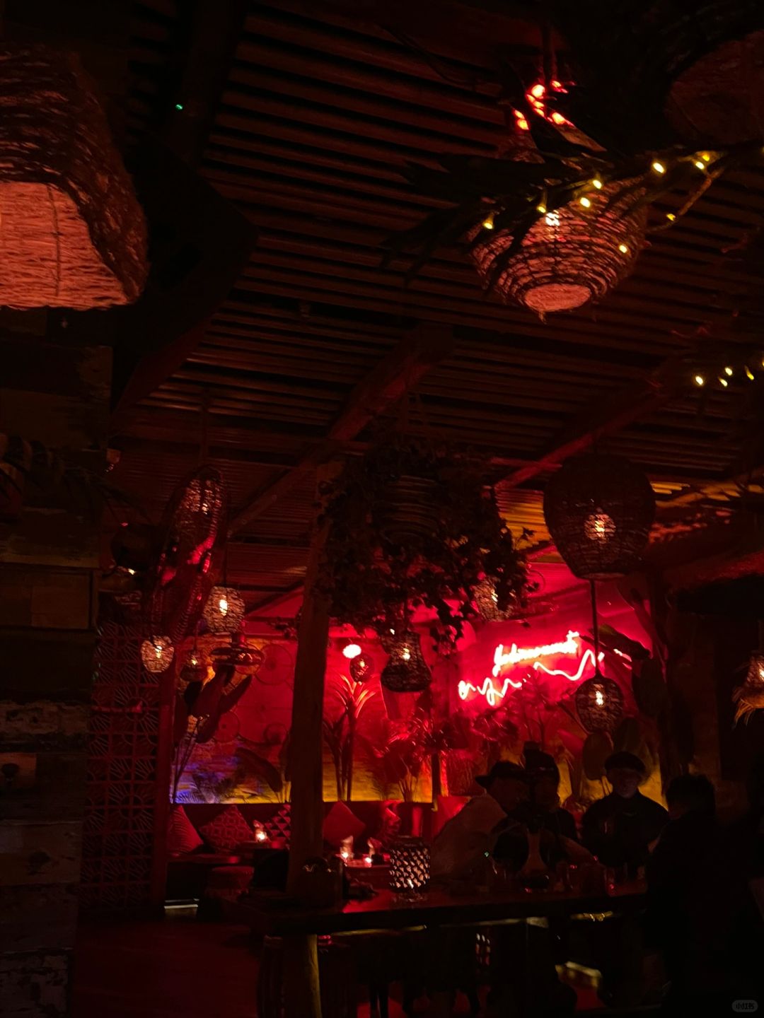 Chengdu/Chongqing-Leaving Chengdu again! Share two new bars we visited