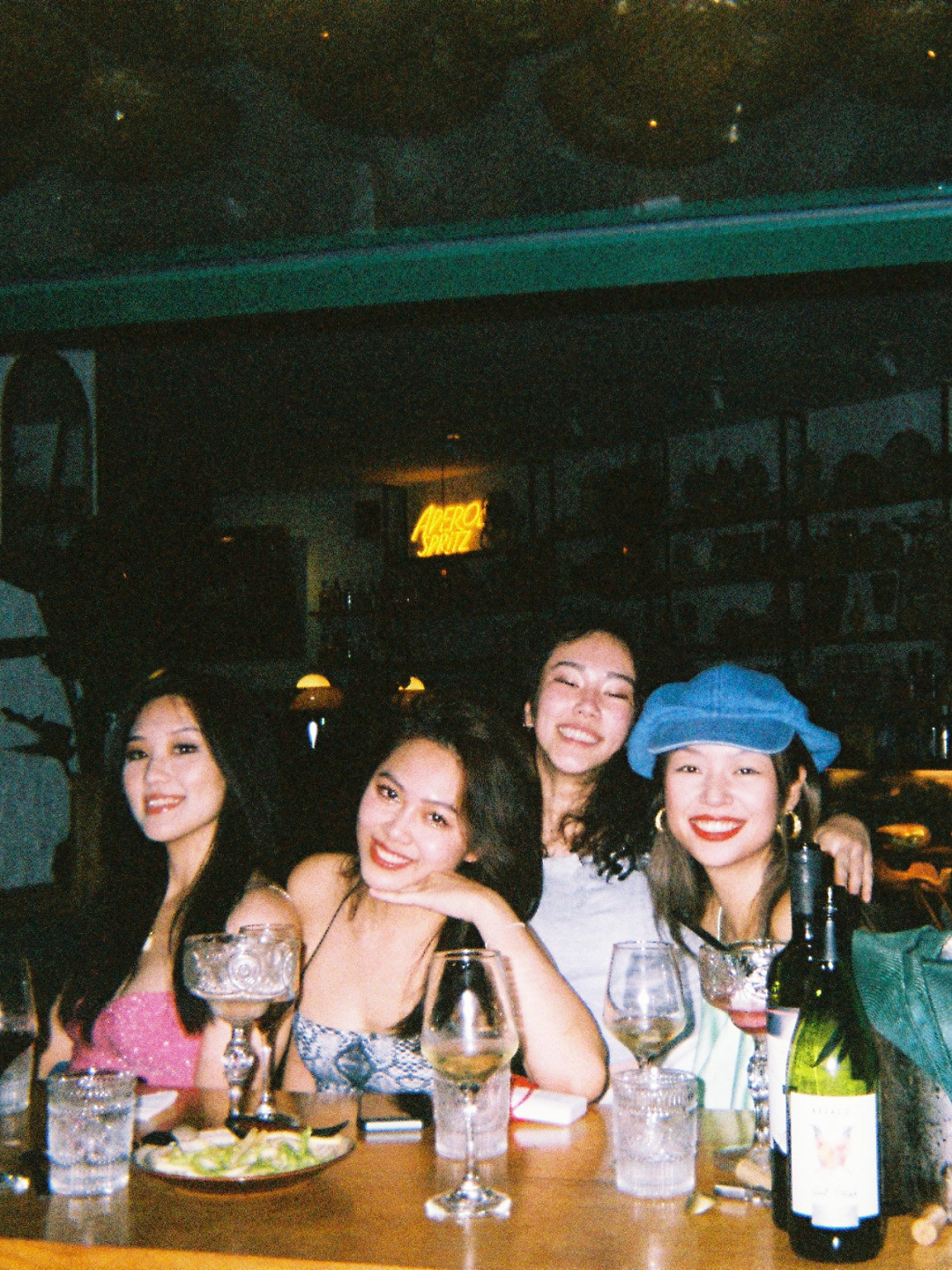 Beijing/Tianjin-With years of drinking experience with friends, I can share with you some bars in Beijing that have a better local atmosphere!