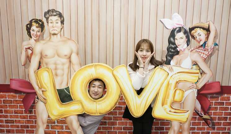 Seoul-The Hongdae Sex Art Museum in Seoul displays more than 100 paintings and sculptures on themes of love and sex.