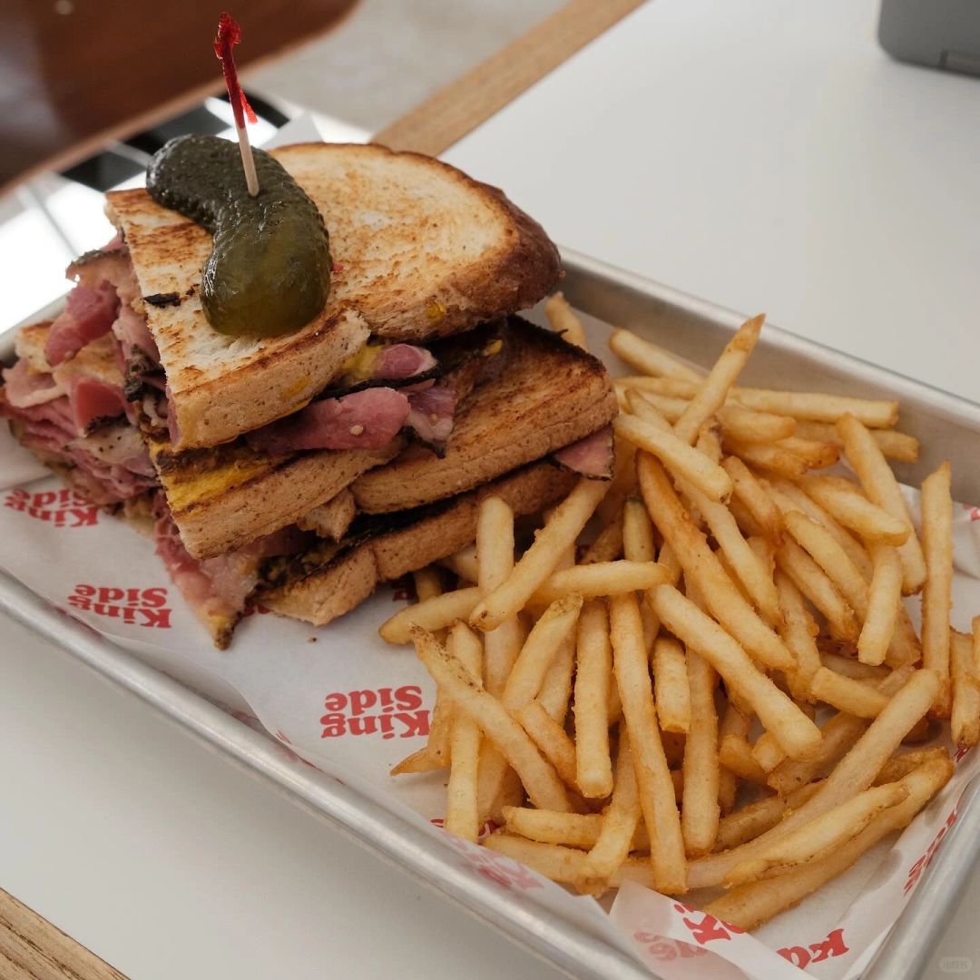 Okinawa-Country American Retro Cafe:cute ???? ???? ????????? ??? ??????,super American country style