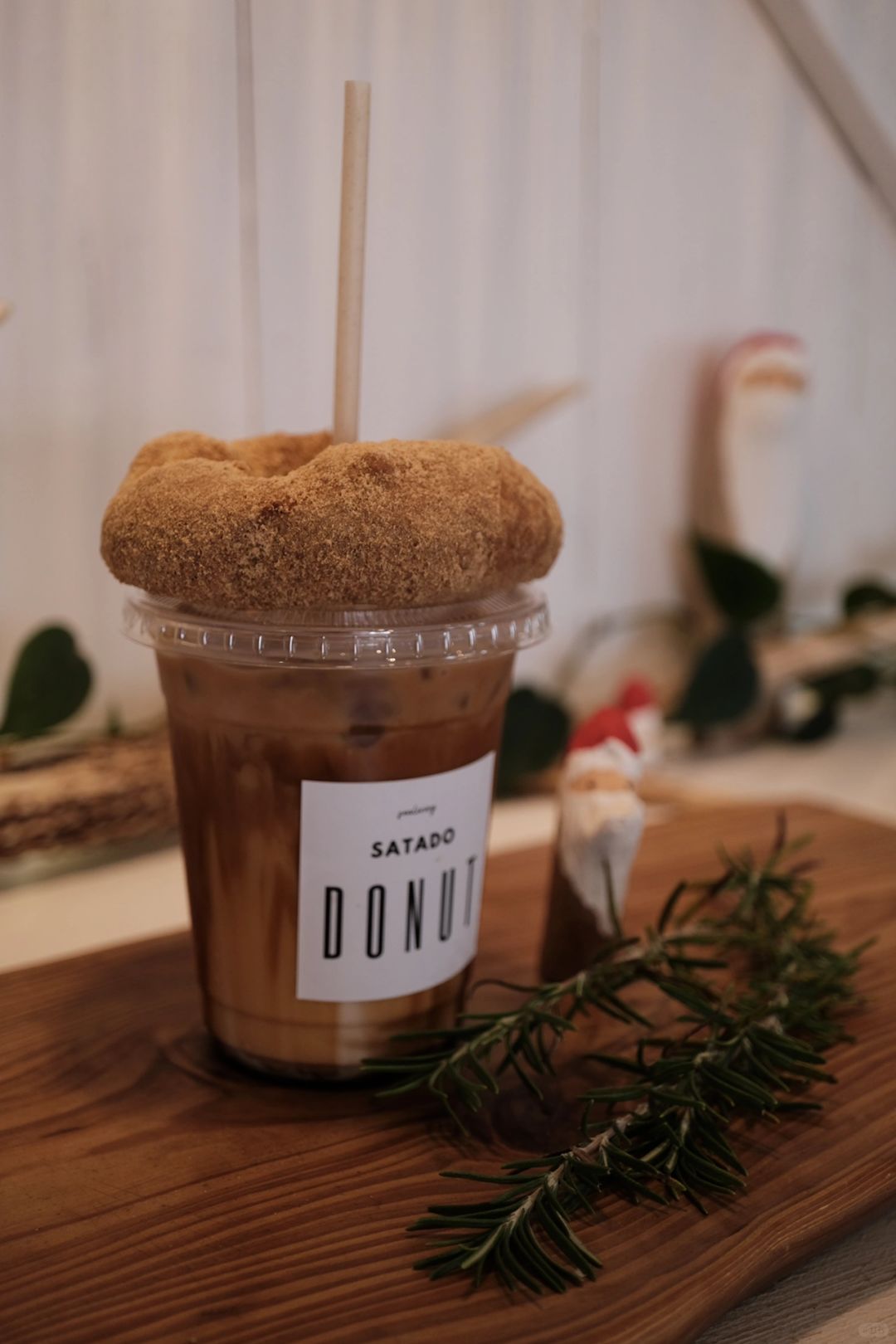 Okinawa-SEALIVING CAFE in Okinawa: very sweet but not crispy  brown sugar