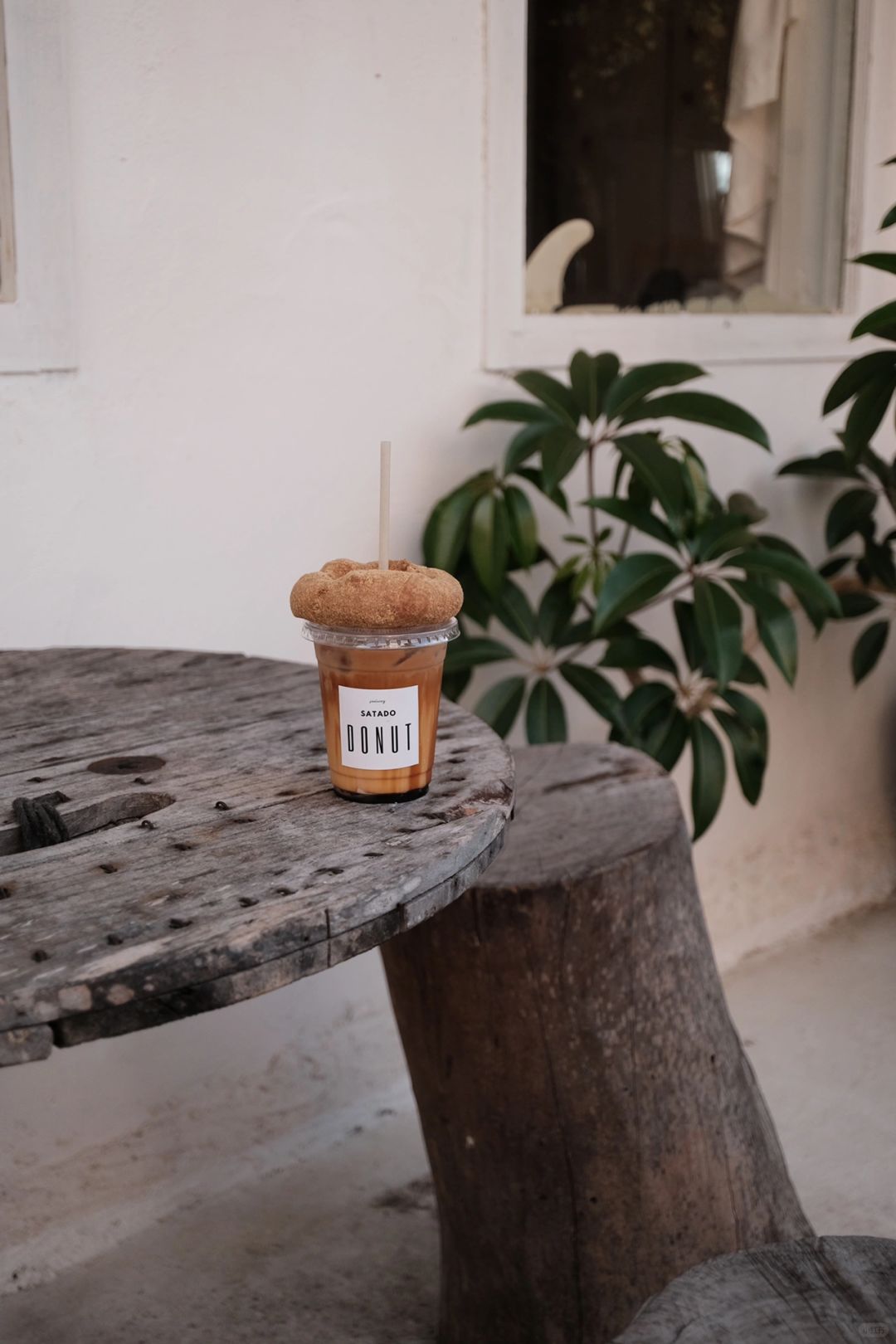 Okinawa-SEALIVING CAFE in Okinawa: very sweet but not crispy  brown sugar