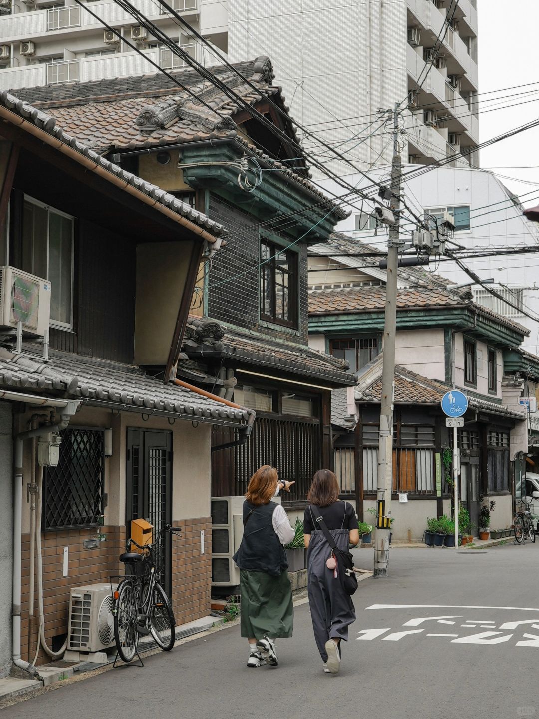 Osaka-Various interesting shops:Neel,OSA COFFEE,Salon de AManTo,Coucou amande,Brunnen and うどん屋きすけ