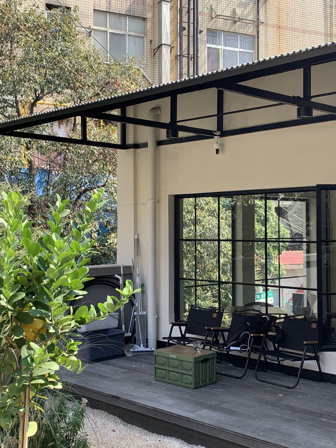 Changsha-The Changsha FIKA caf é, with its antique chairs and the black and white space of the Venetian bar, is really beautiful!