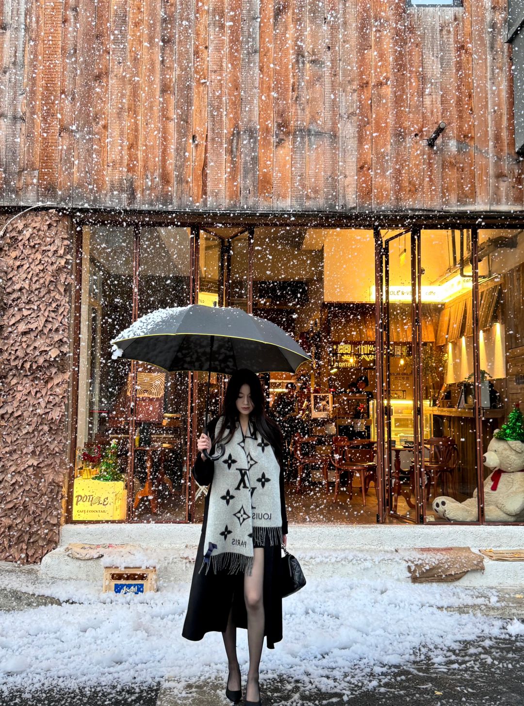 Chengdu/Chongqing-The POTHOLE&VEV coffee shop in Chengdu is expected to become the next tourist hotspot!