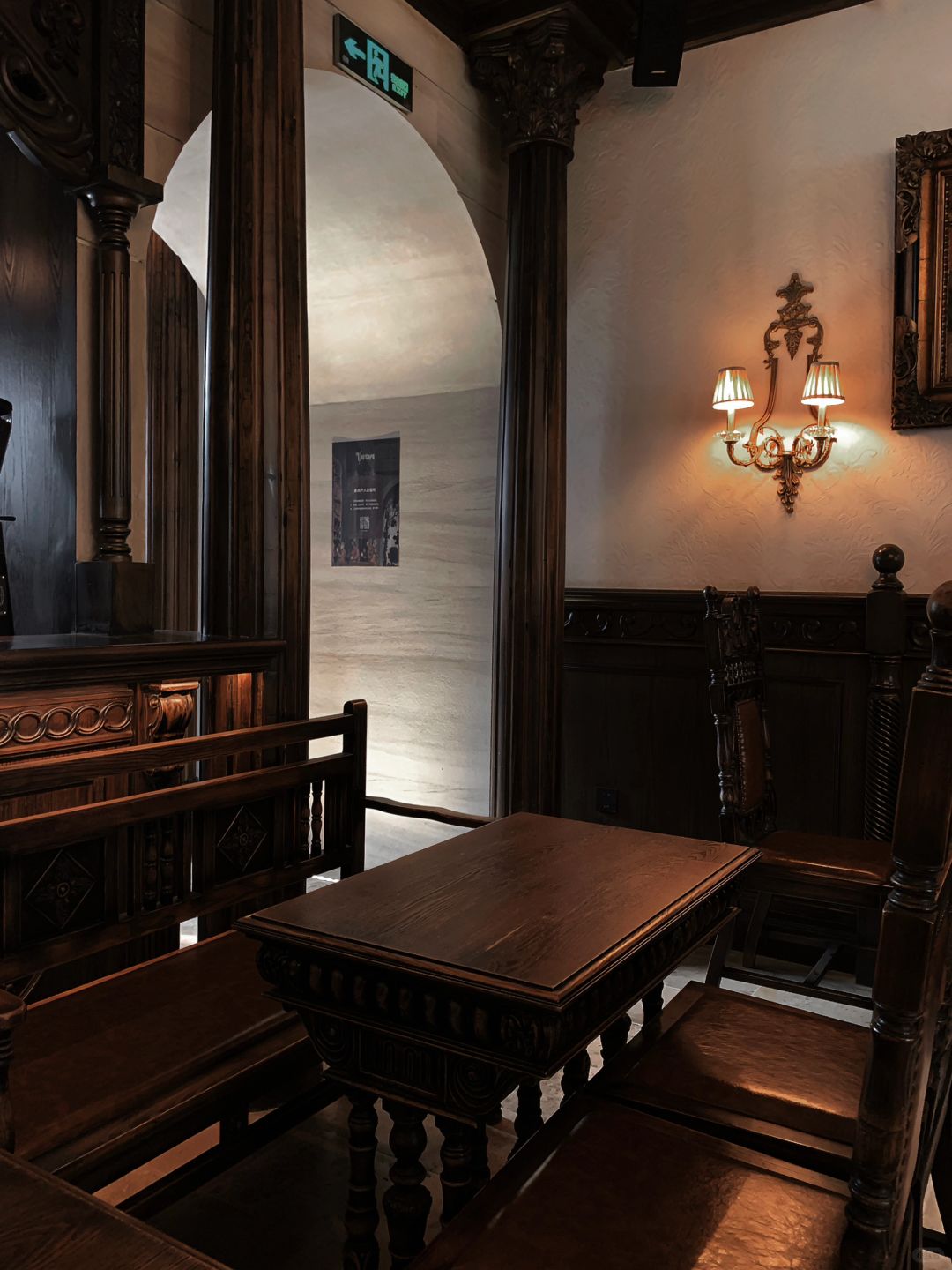 Chengdu/Chongqing-Chengdu Castle Coffee Shop, with the style of an ancient century castle, looks like an afternoon tea of a century princess!