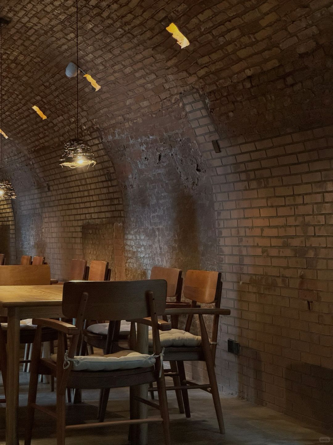 Shanghai/Hangzhou-The only problem with Shanghai Yiqi Garden Coffee Shop is that the lighting in some areas is a bit dim!!