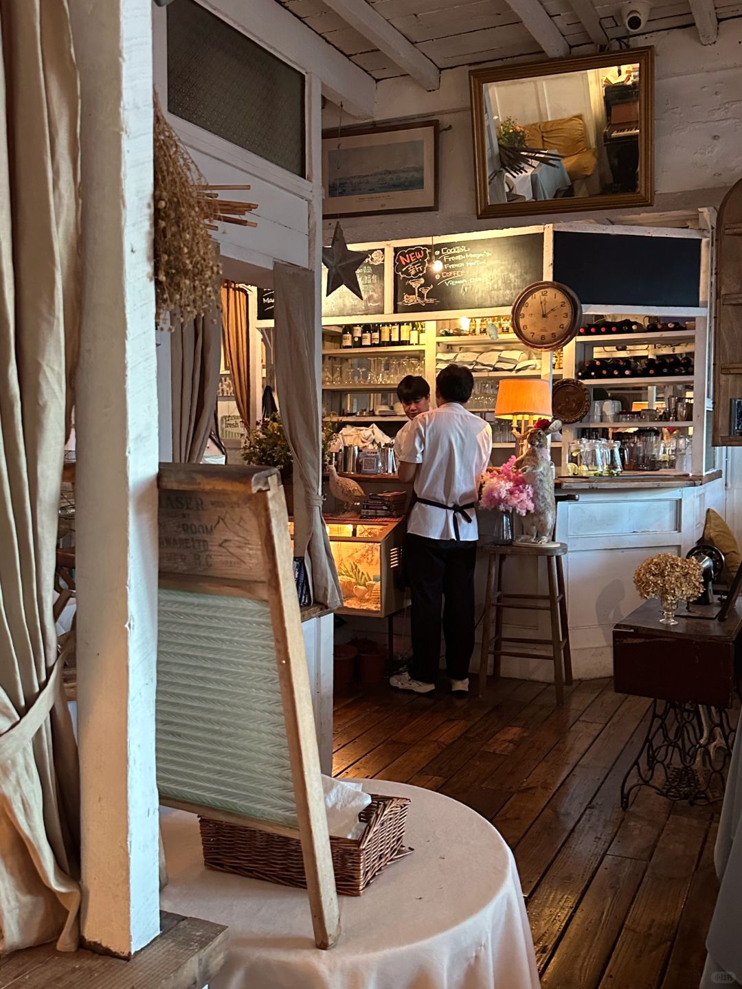 Shanghai/Hangzhou-The coffee shops in Shanghai that are easy to visit and take photos！