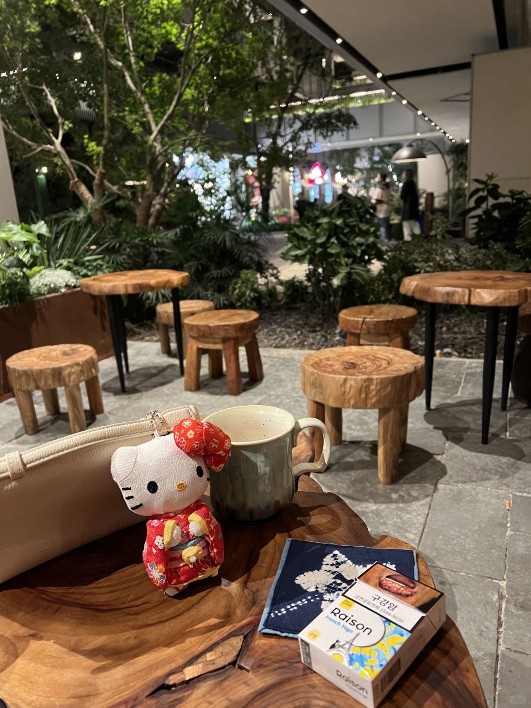 Shanghai/Hangzhou-Among the five coffee shops in Shanghai, only one satisfies me!