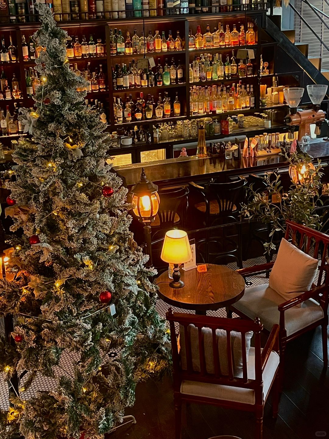 Beijing/Tianjin-Beijing migratory bird coffee shop, the atmosphere inside is full of retro decorations!
