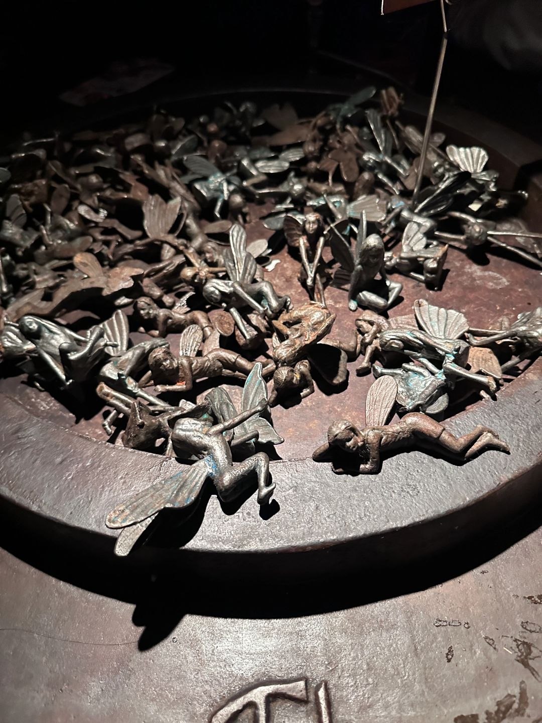 Hong kong-The Iron Fairies Bar in Hong Kong, many butterflies and wishing bottles, dancing unconsciously