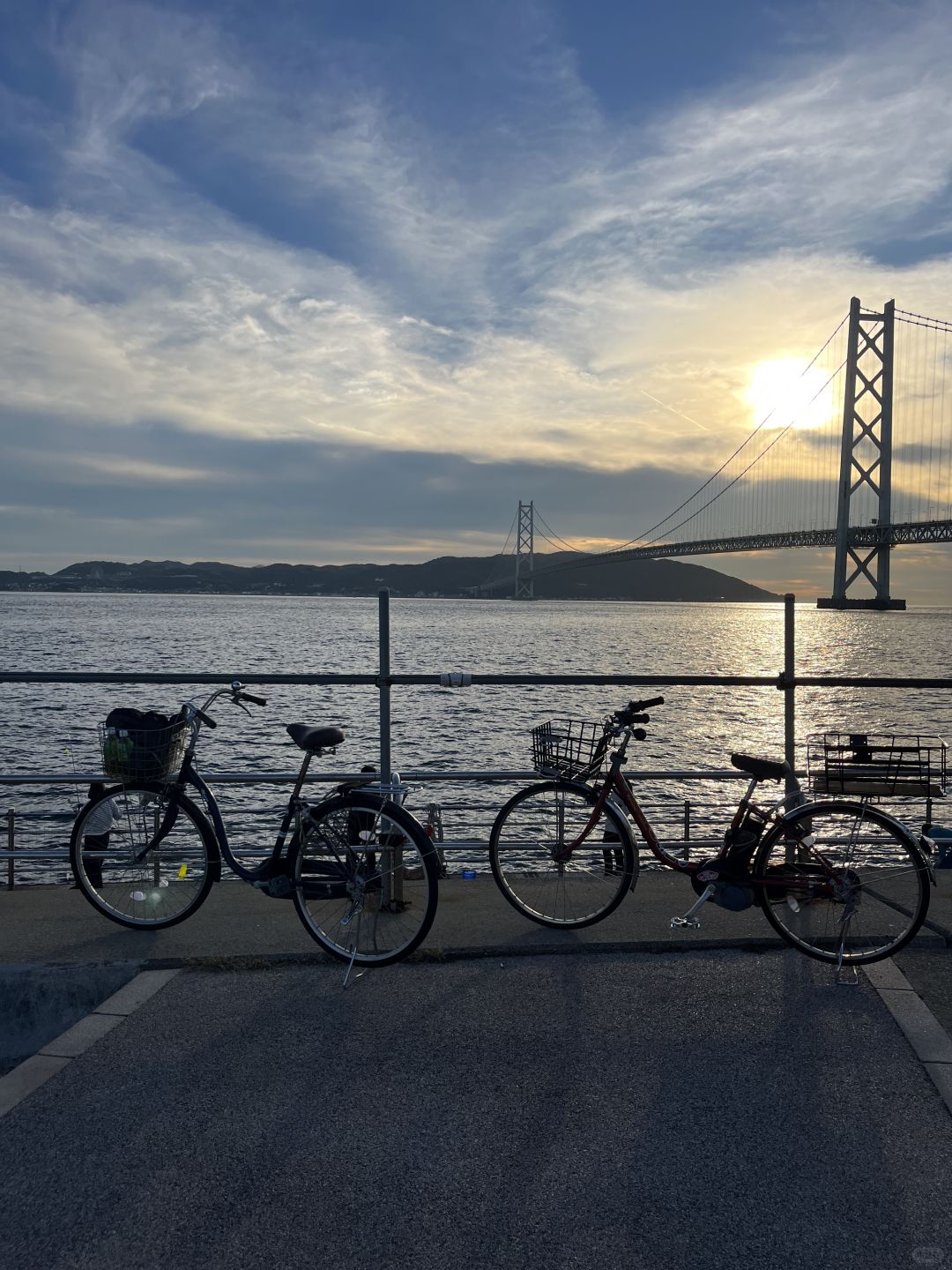 Osaka-Kobe is a huge magnetic field with Kobe Maiko Park,Kobe Venus Bridge,America Park