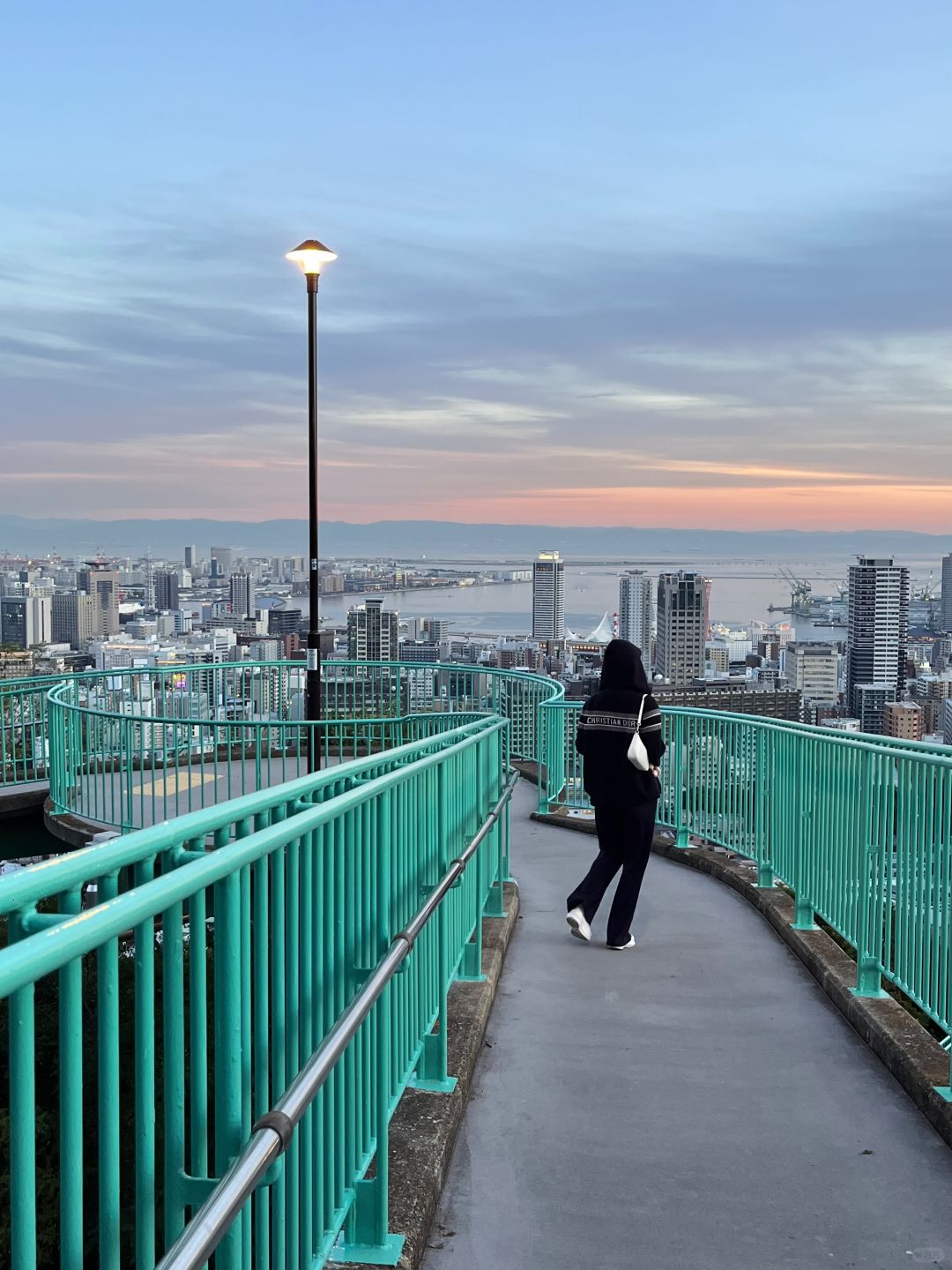 Osaka-Kobe is a huge magnetic field with Kobe Maiko Park,Kobe Venus Bridge,America Park