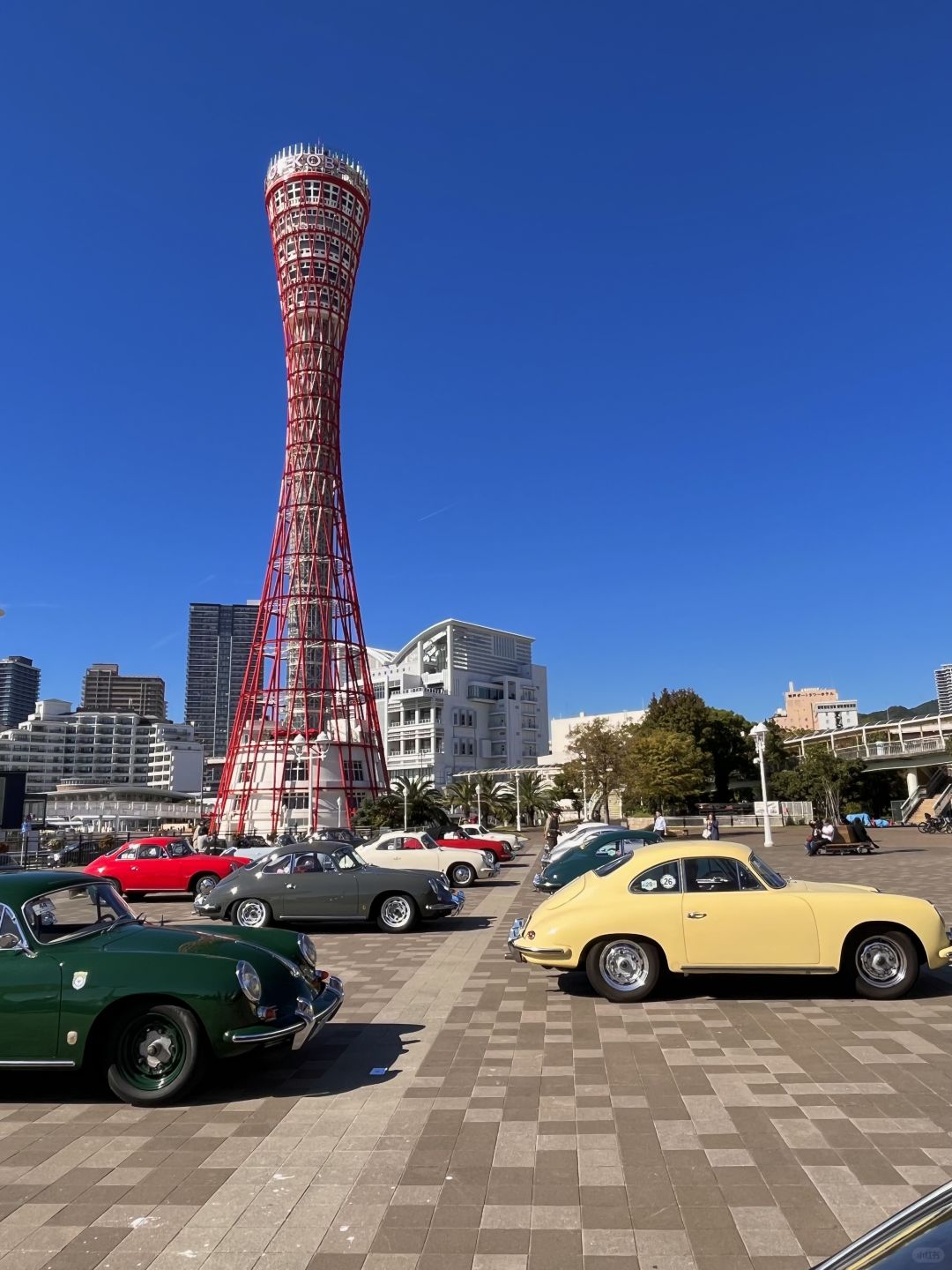 Osaka-Kobe is a huge magnetic field with Kobe Maiko Park,Kobe Venus Bridge,America Park