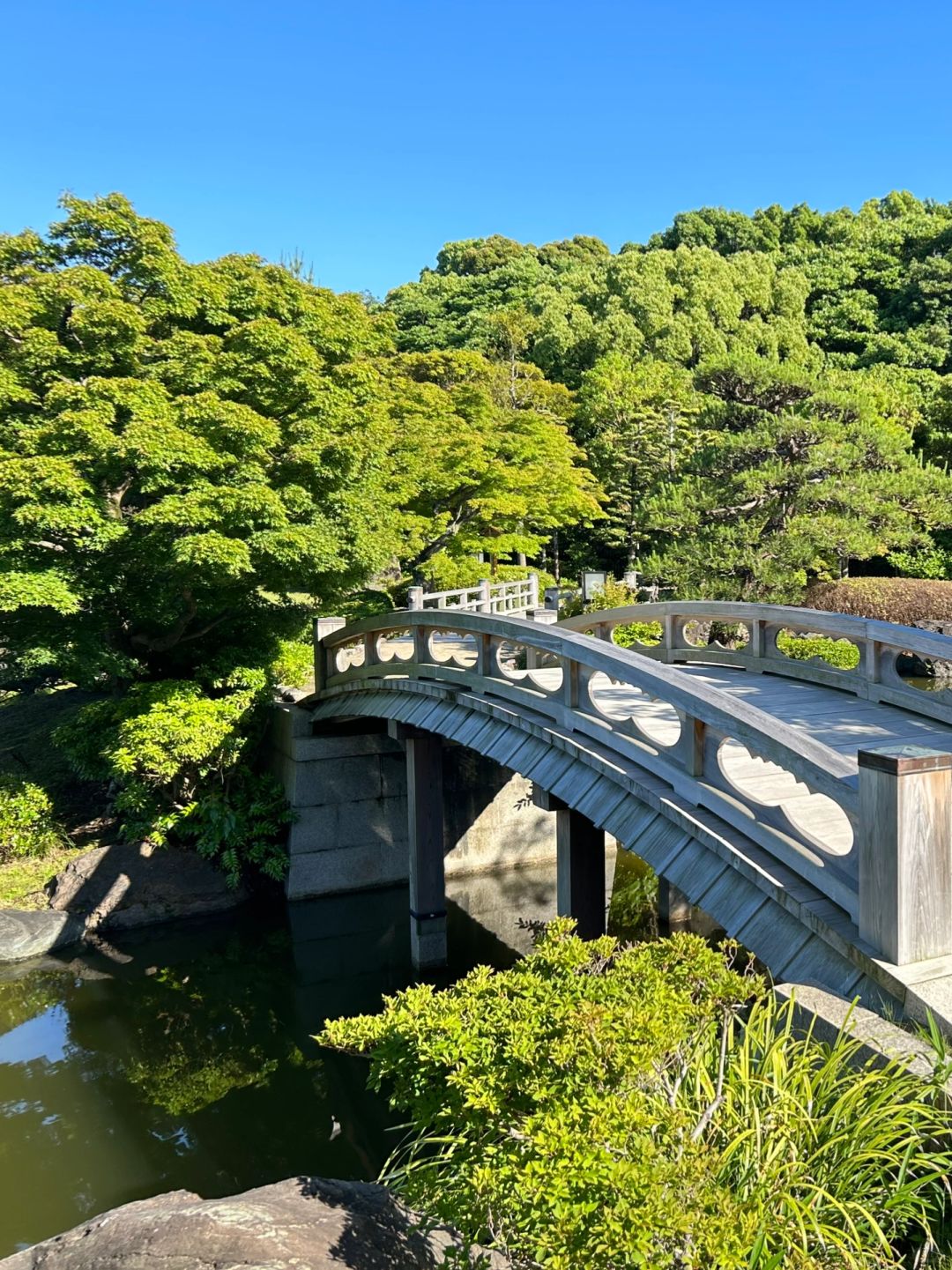 Osaka-Japanese gardens with almost no tourists:Daisen Park, the Mausoleum of the First Emperor of Qin and the Qin Shihuang Mausoleum,The Pyramid of King Khufu