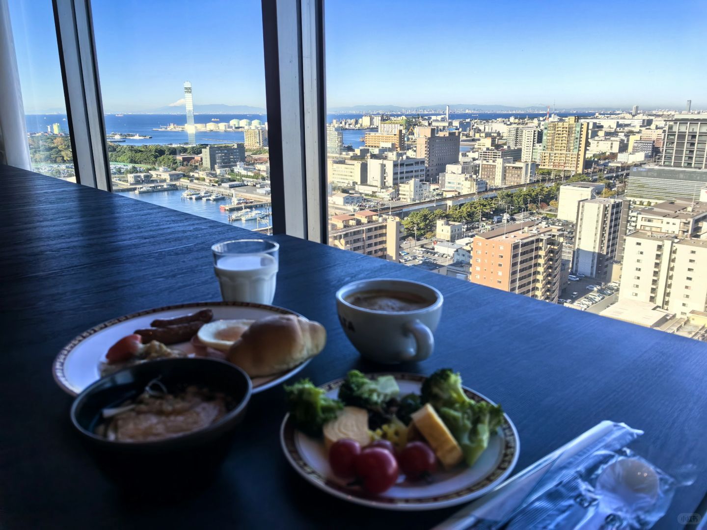 Tokyo-Watching Mount Fuji while having breakfast in Chiba and delicious udon noodles