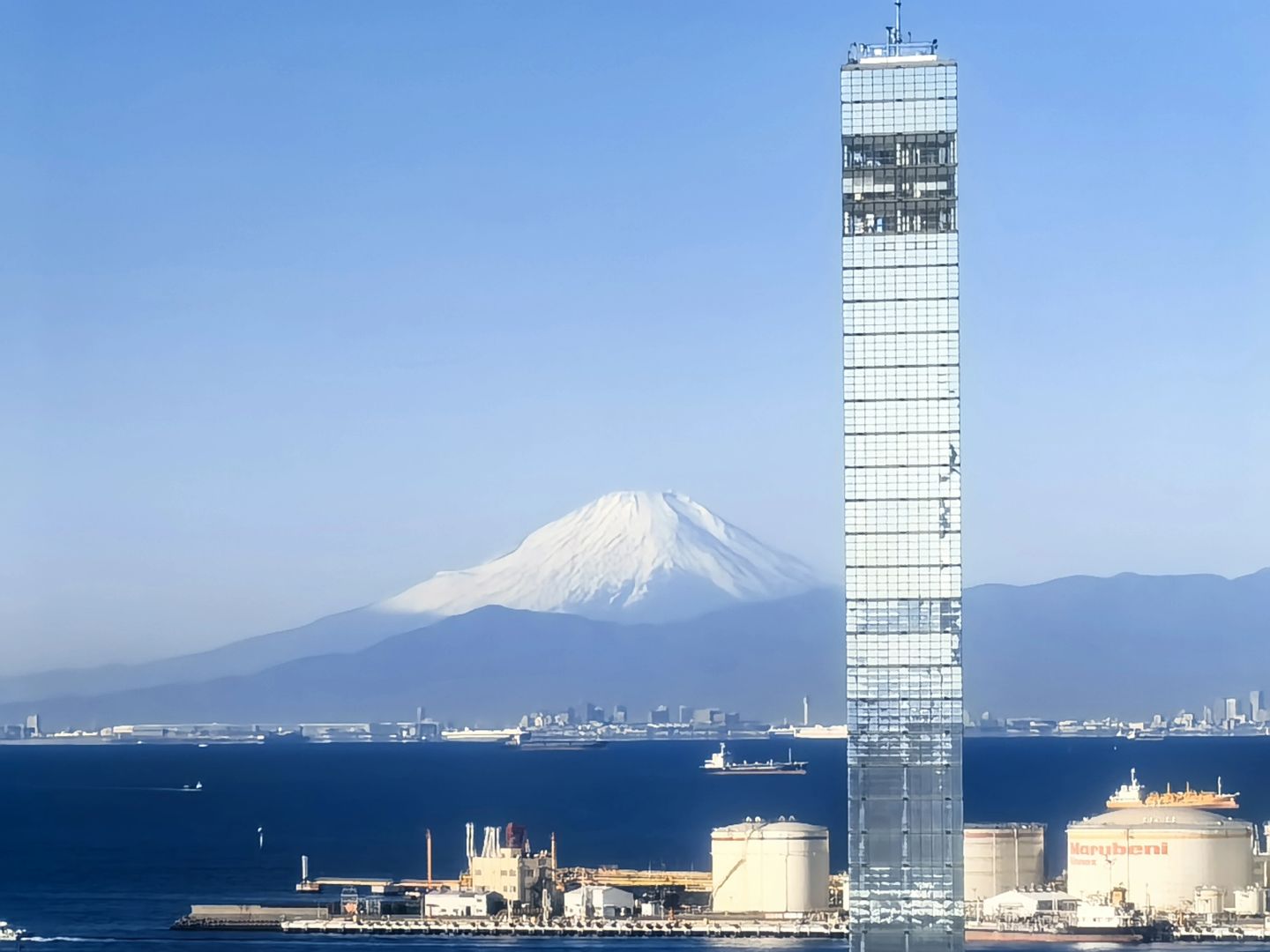 Tokyo-Watching Mount Fuji while having breakfast in Chiba and delicious udon noodles