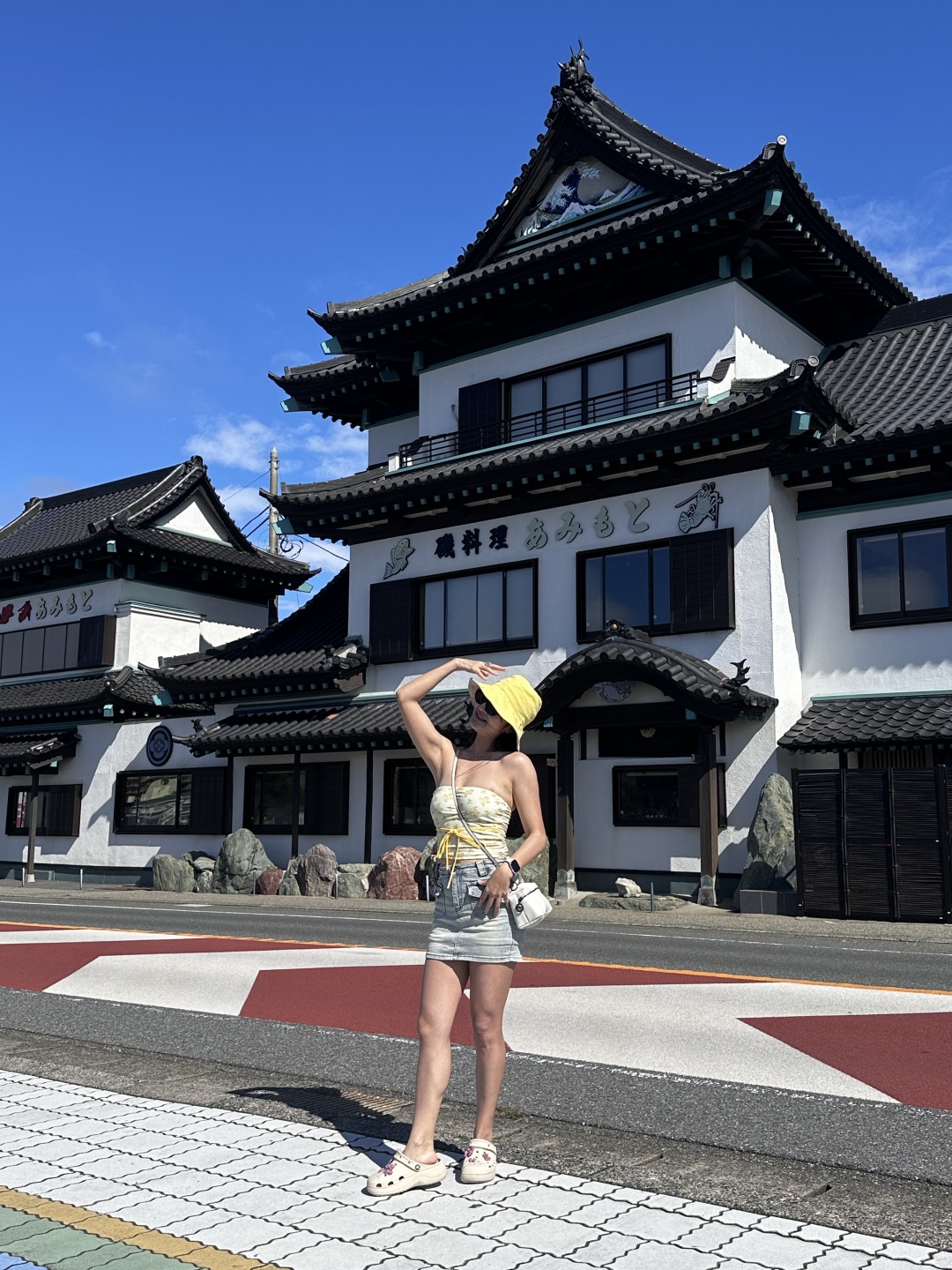 Tokyo-Abo Kamogawa Mikazuki,watching the sunrise and sunset over the Pacific Ocean