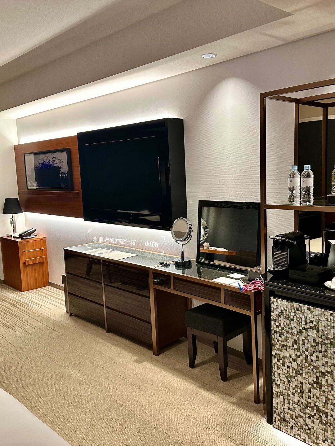 Tokyo-Hyatt Regency Tokyo Bay,warmly decorated with comfortable bedding,next door is Tokyo Disney! ! !