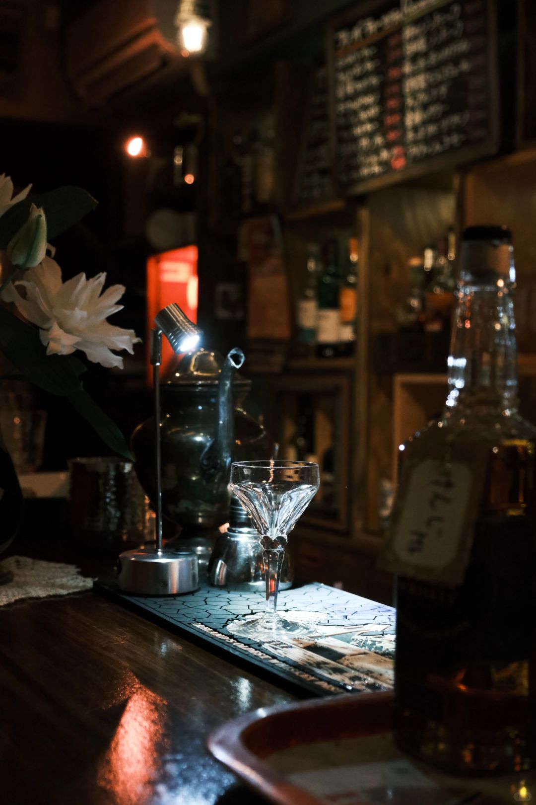 Tokyo-?? Around Tokyo Chiba bar:Barman's house Byron,Closed on Wednesdays
