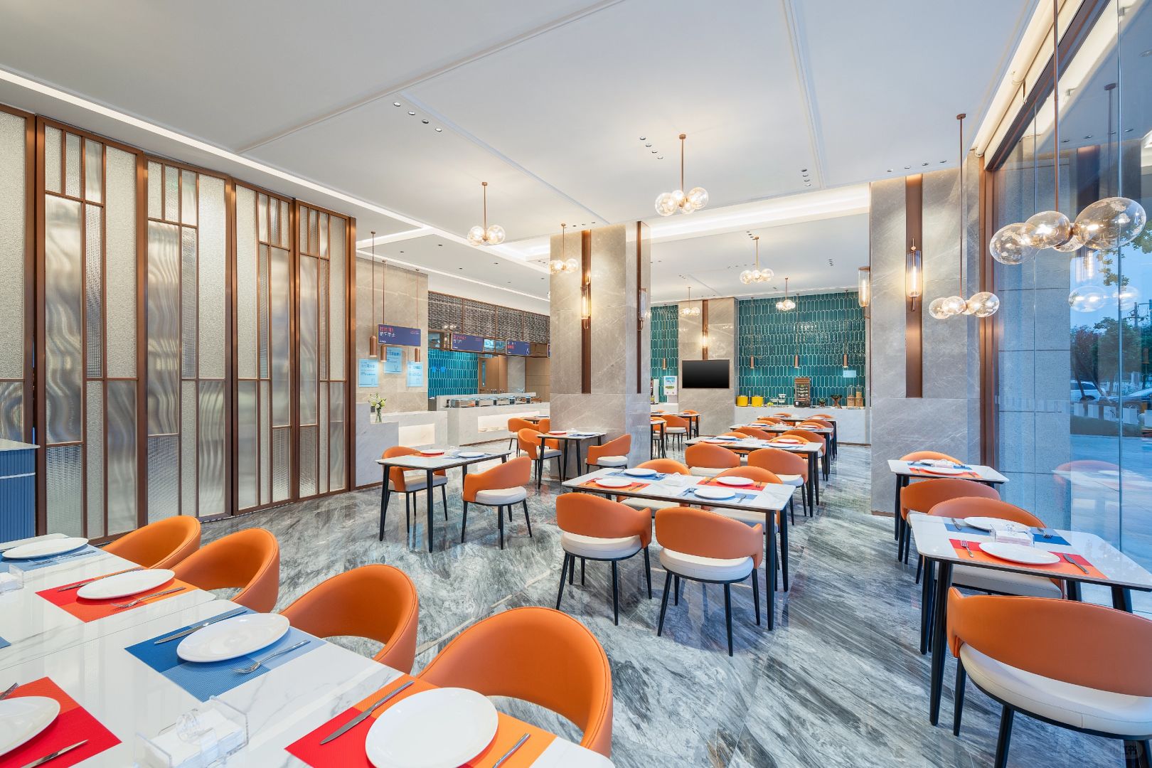 Chengdu/Chongqing-Chengdu Shuangliu International Airport Smart Holiday Inn combines elegant style and affordable prices perfectly!