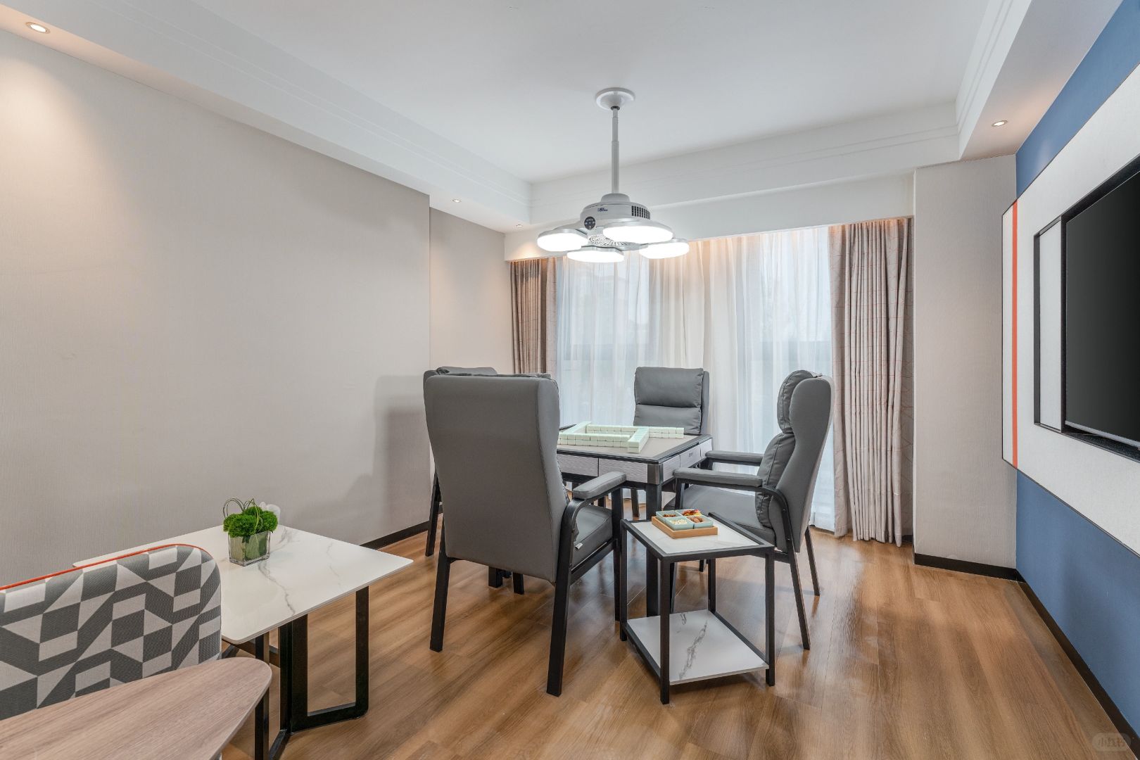 Chengdu/Chongqing-Chengdu Shuangliu International Airport Smart Holiday Inn combines elegant style and affordable prices perfectly!