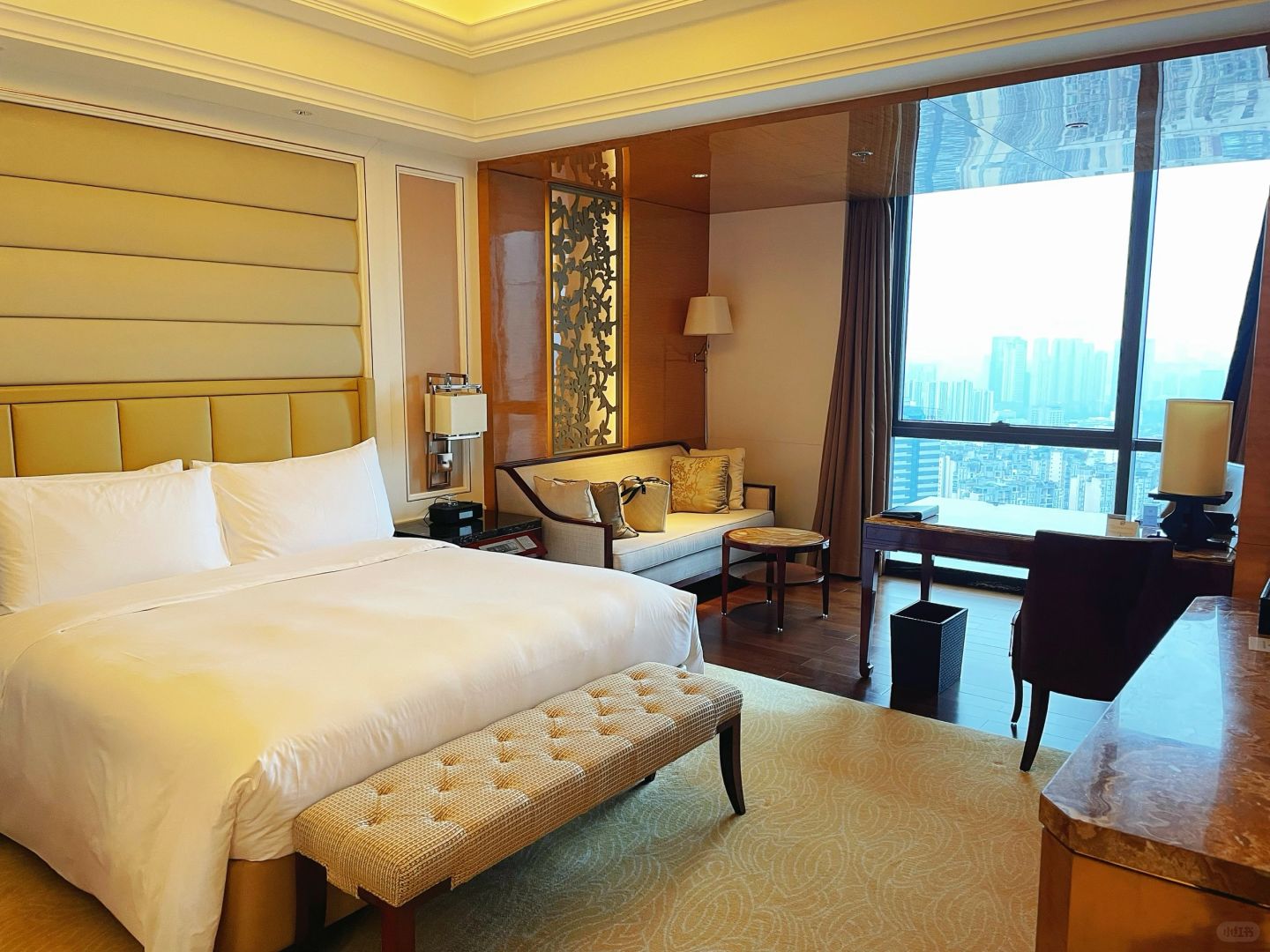 Chengdu/Chongqing-The Ritz Carlton Chengdu Hotel is the worst Ritz hotel in China, with very poor service!