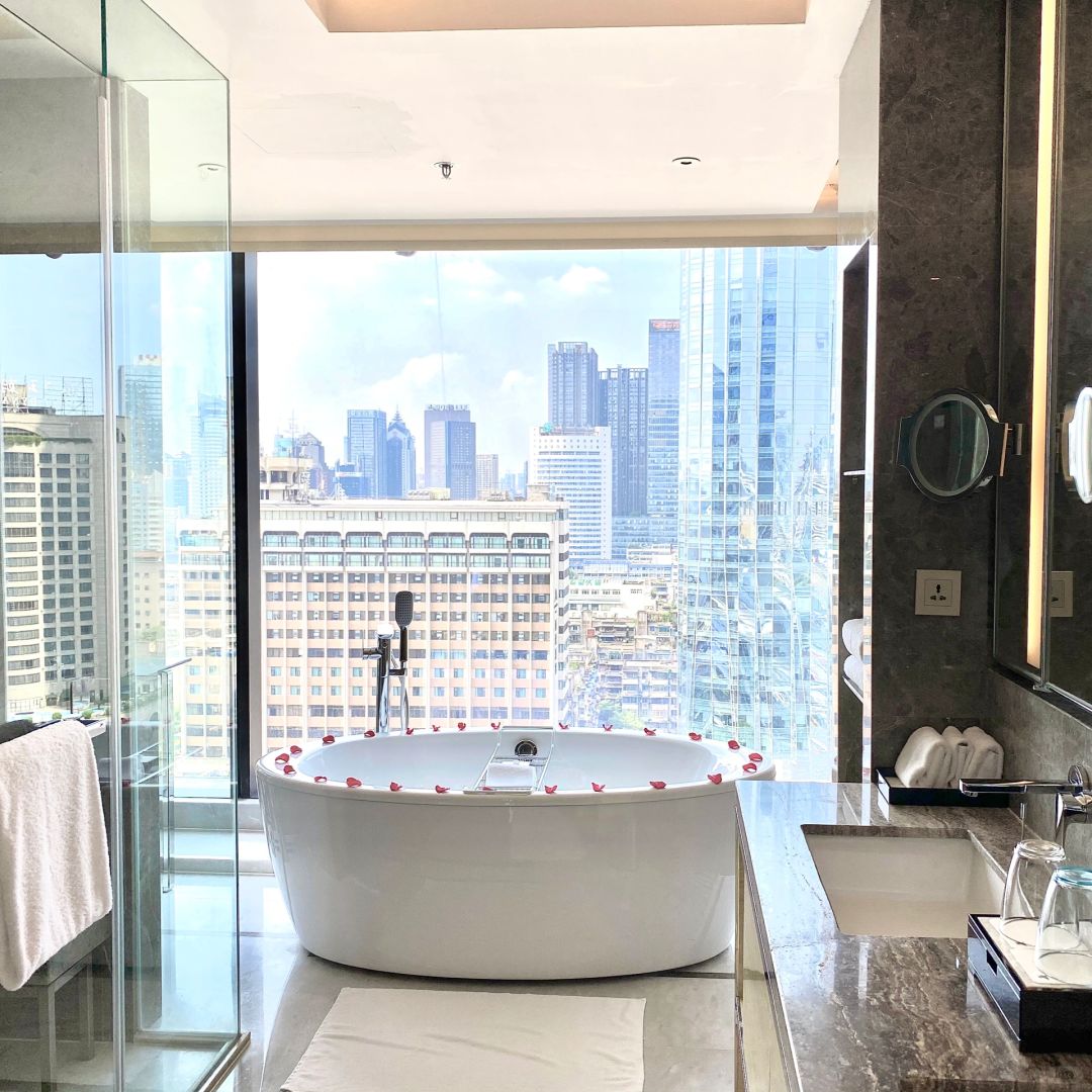 Chengdu/Chongqing-The overall performance of JW Hotel in Chengdu is definitely not very good.