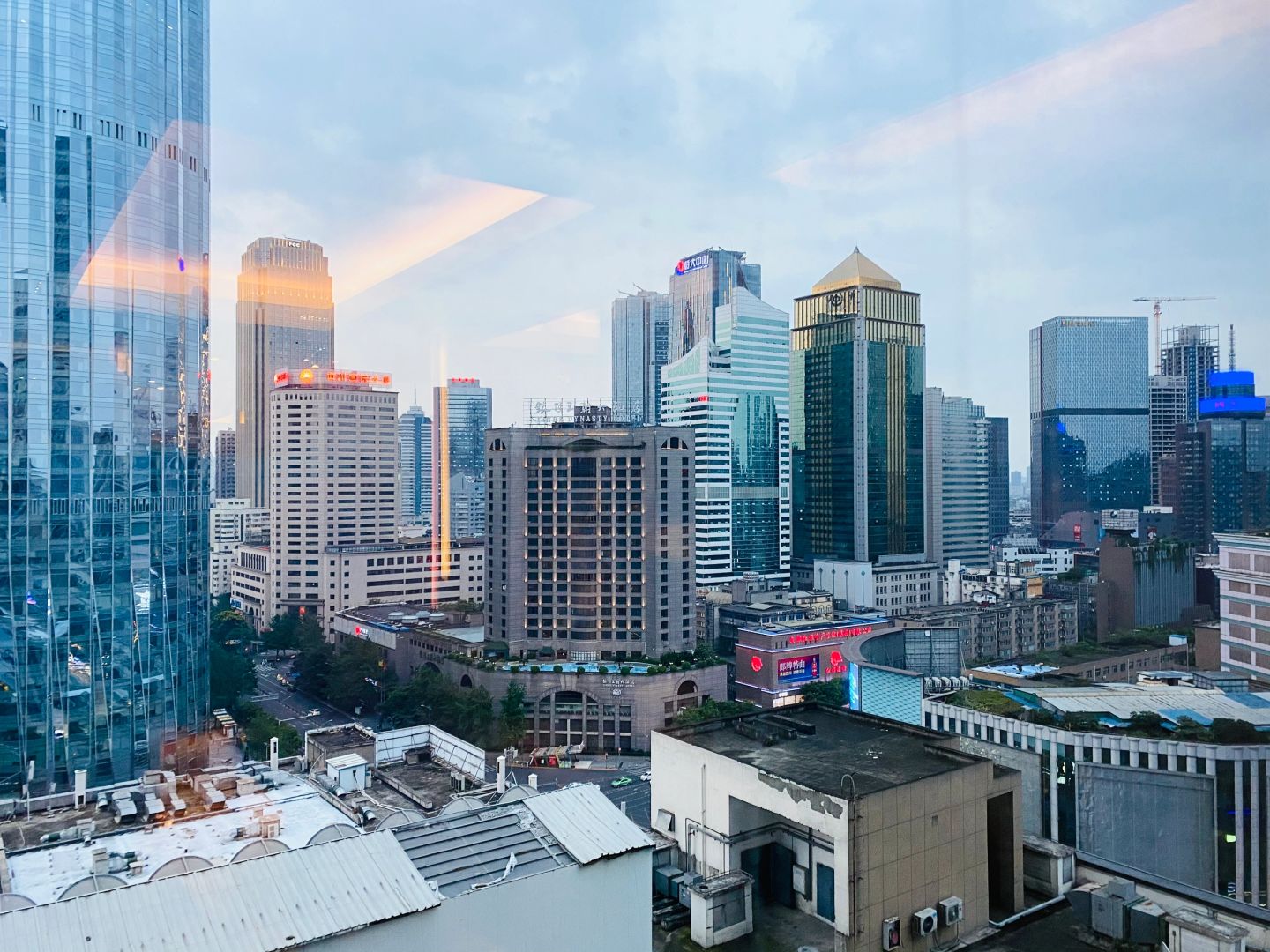 Chengdu/Chongqing-The overall performance of JW Hotel in Chengdu is definitely not very good.